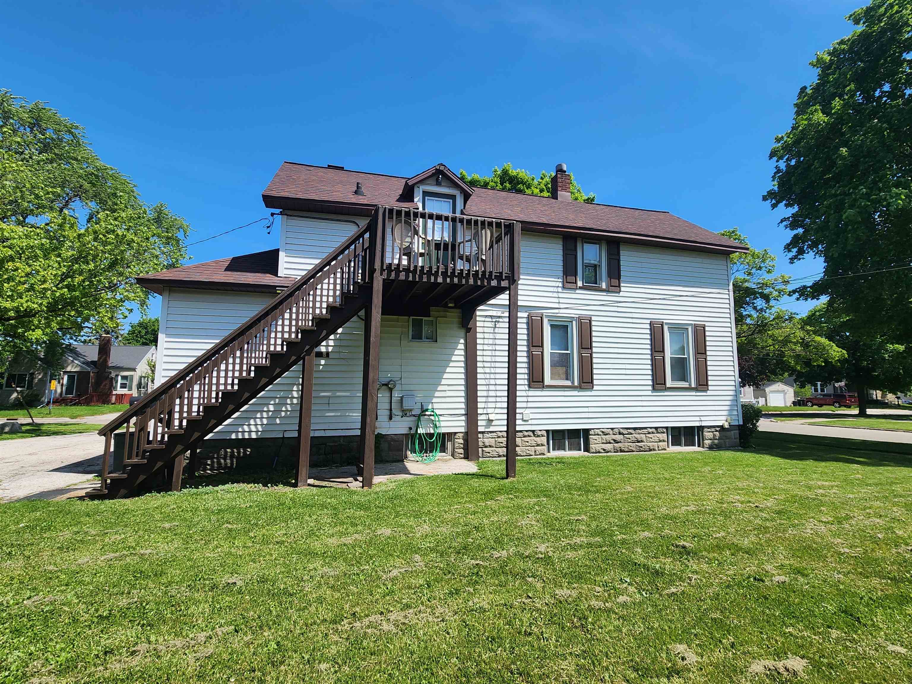 1006 Main Street