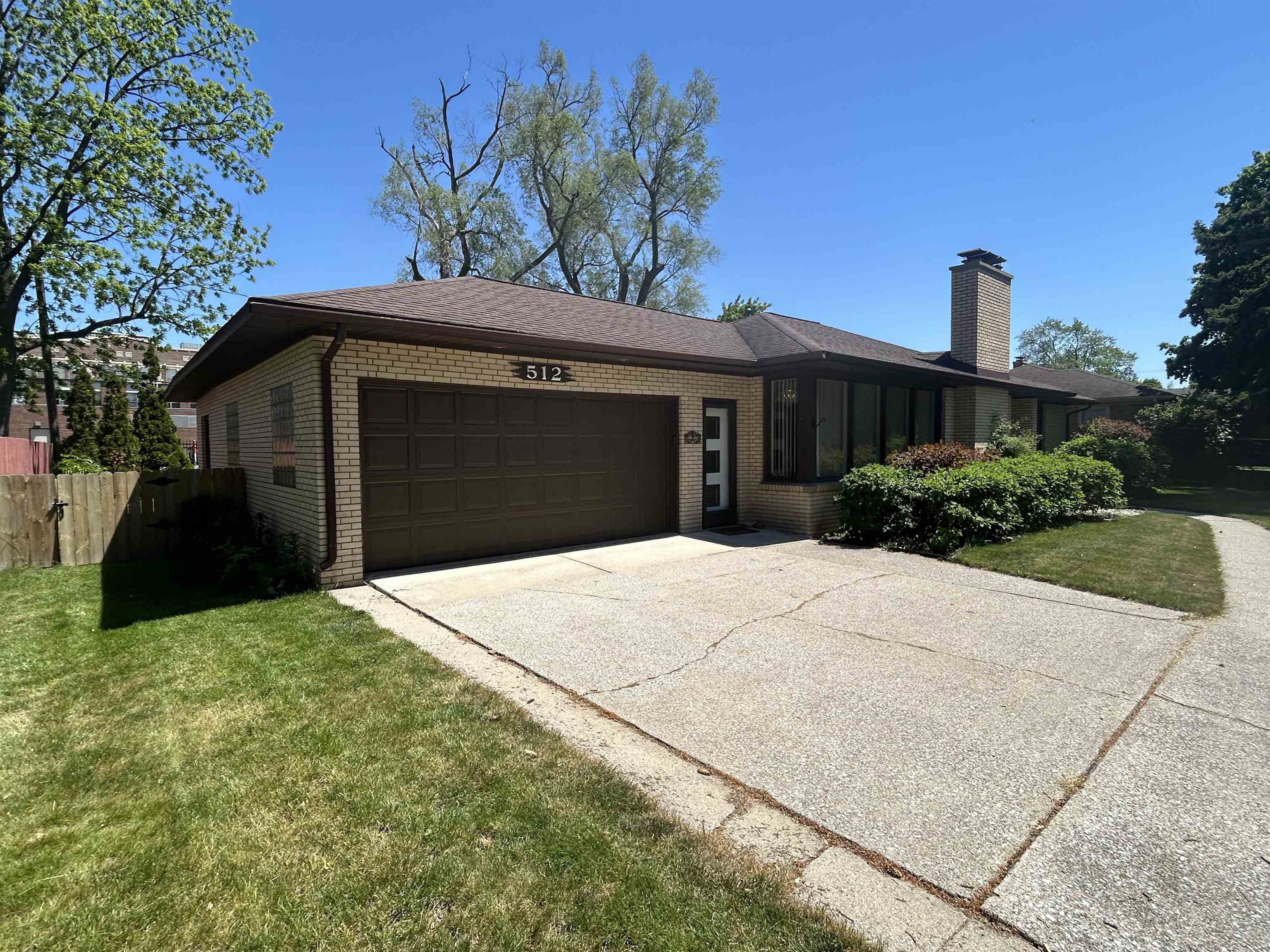 512 Handy Drive