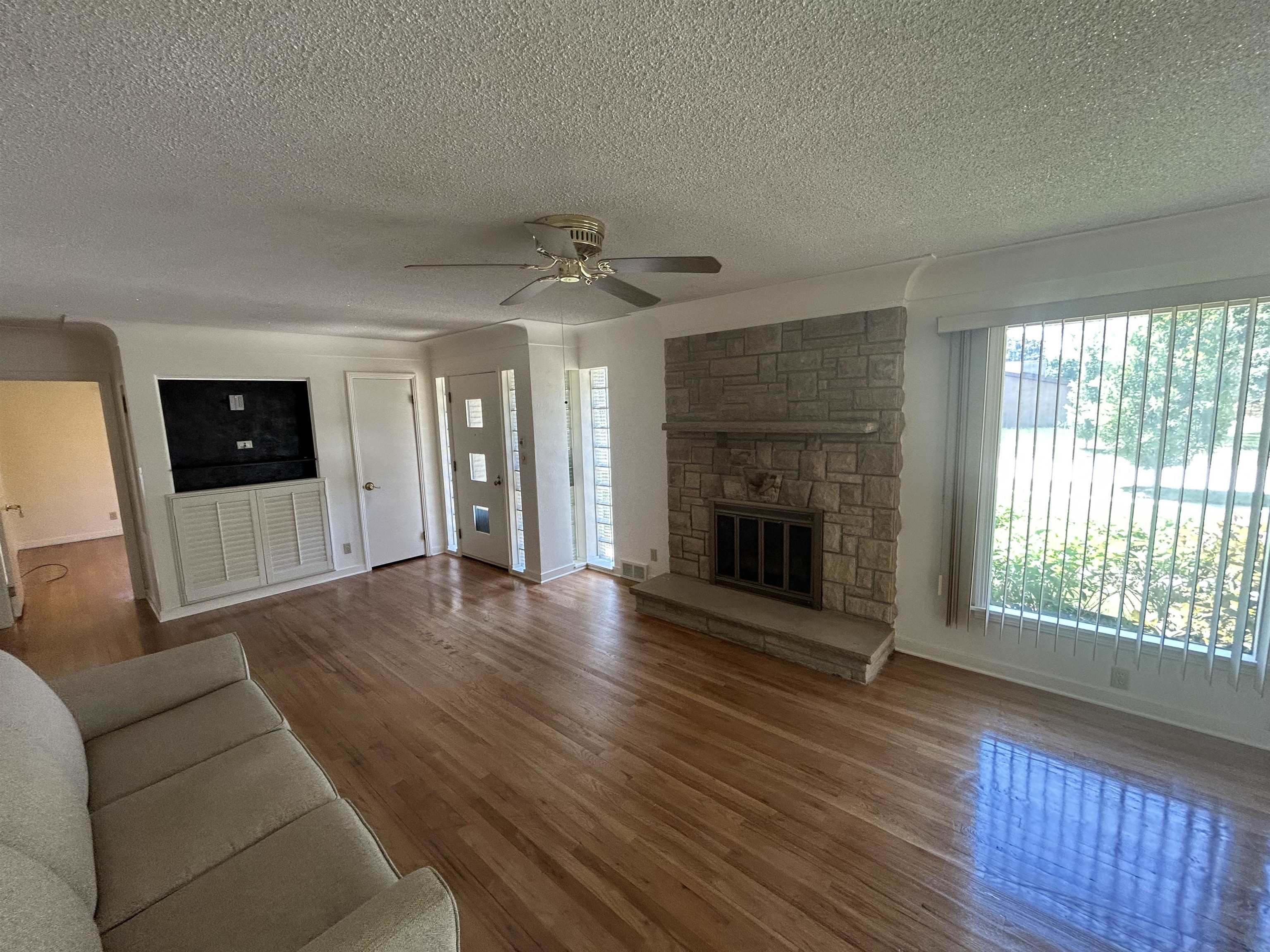 512 Handy Drive