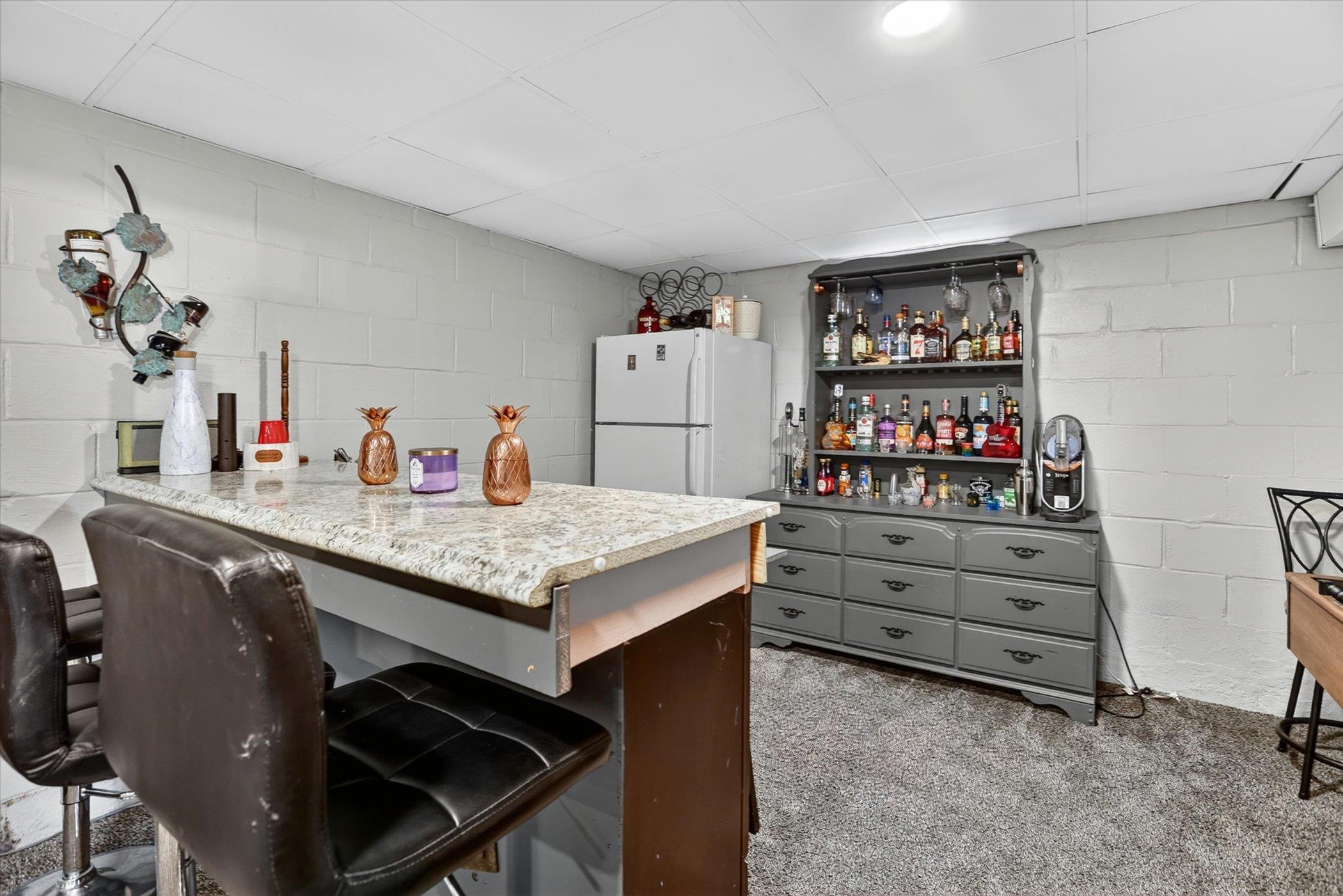 2224 Sunset Lane