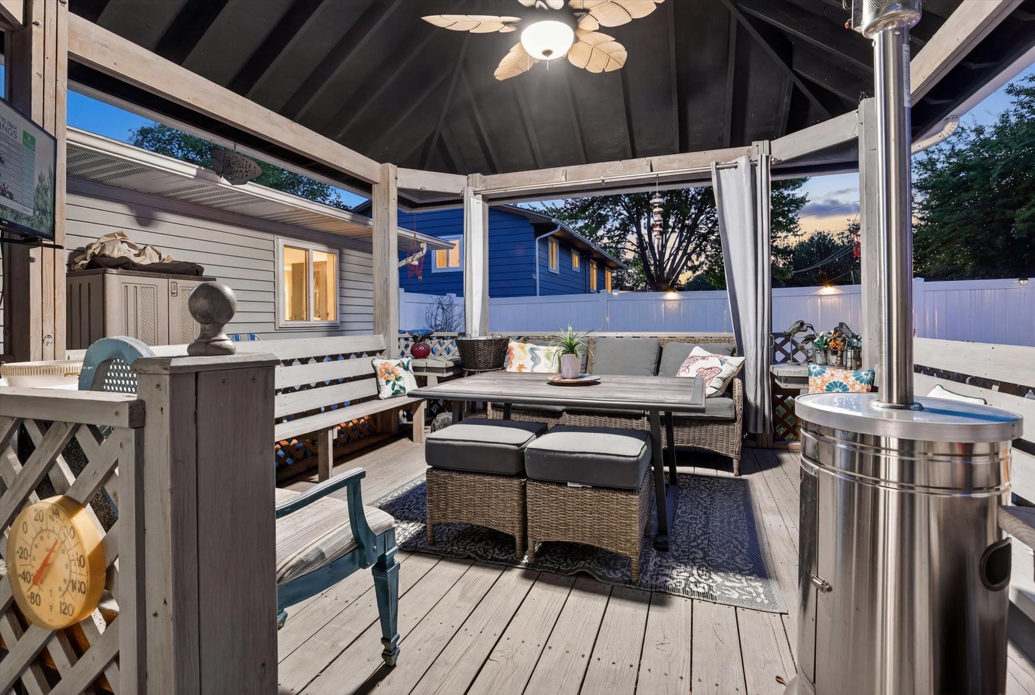 2224 Sunset Lane