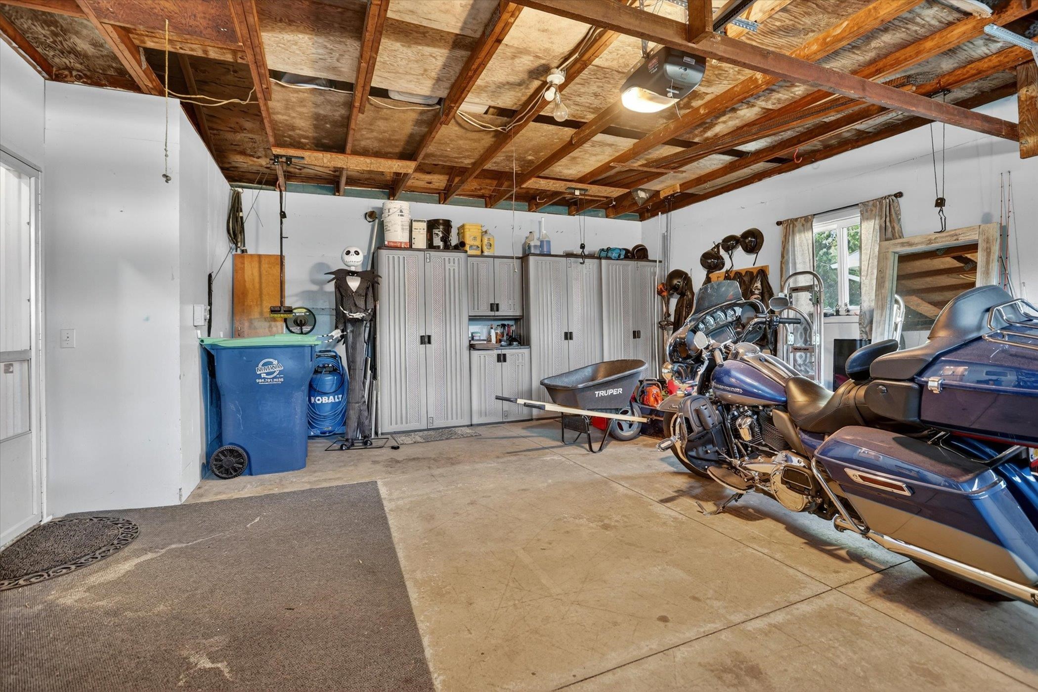 2224 Sunset Lane