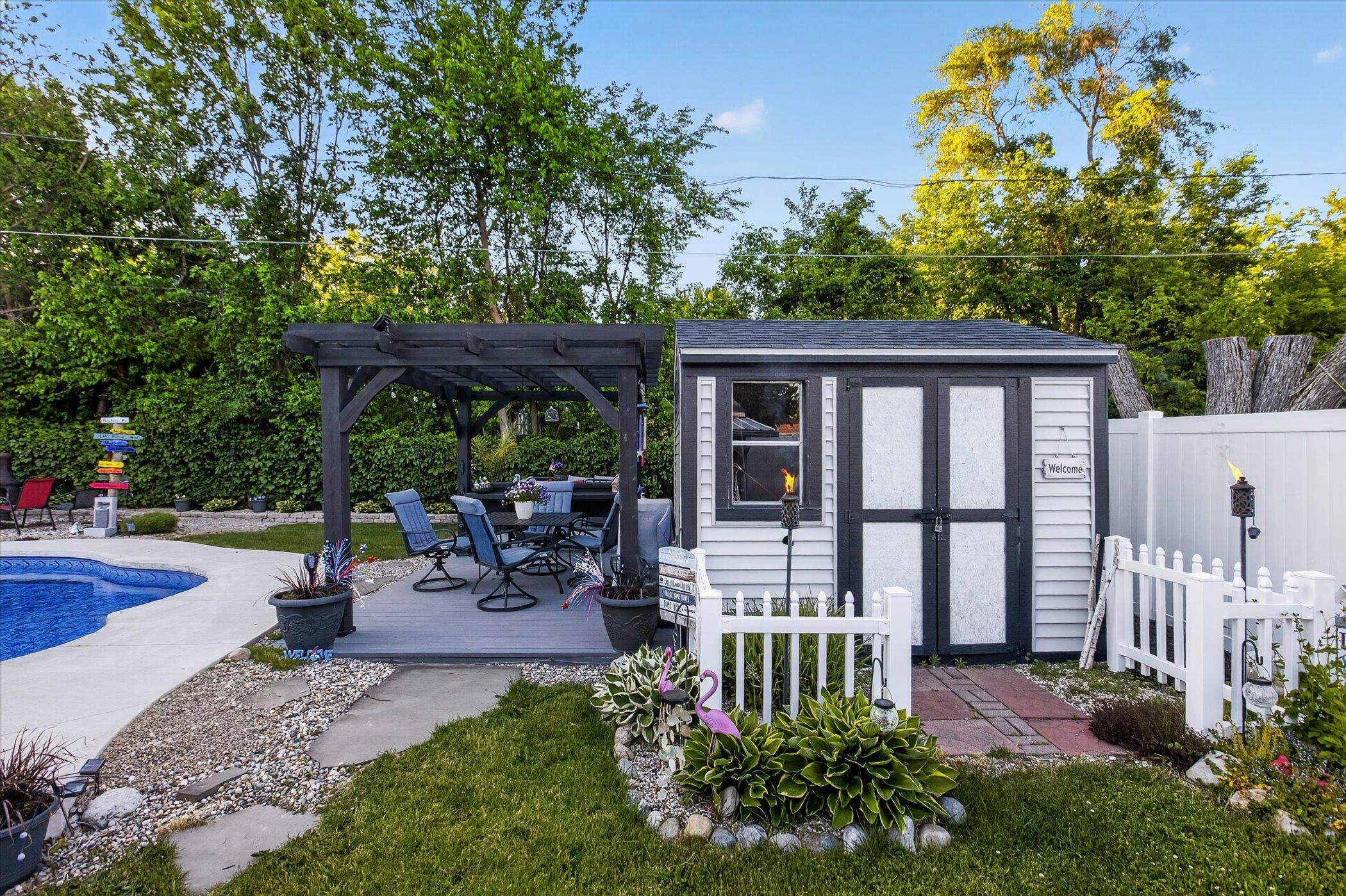2224 Sunset Lane