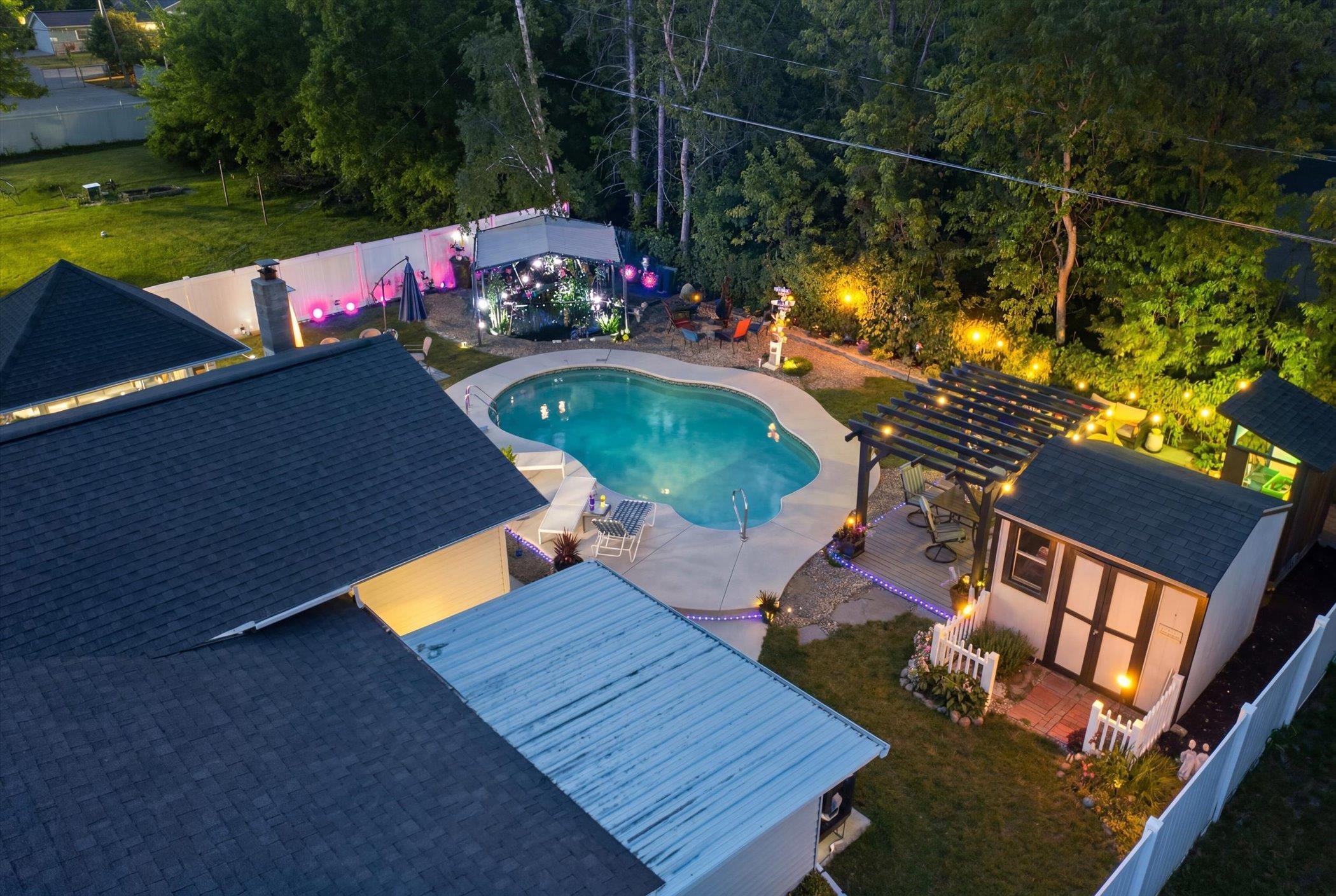 2224 Sunset Lane