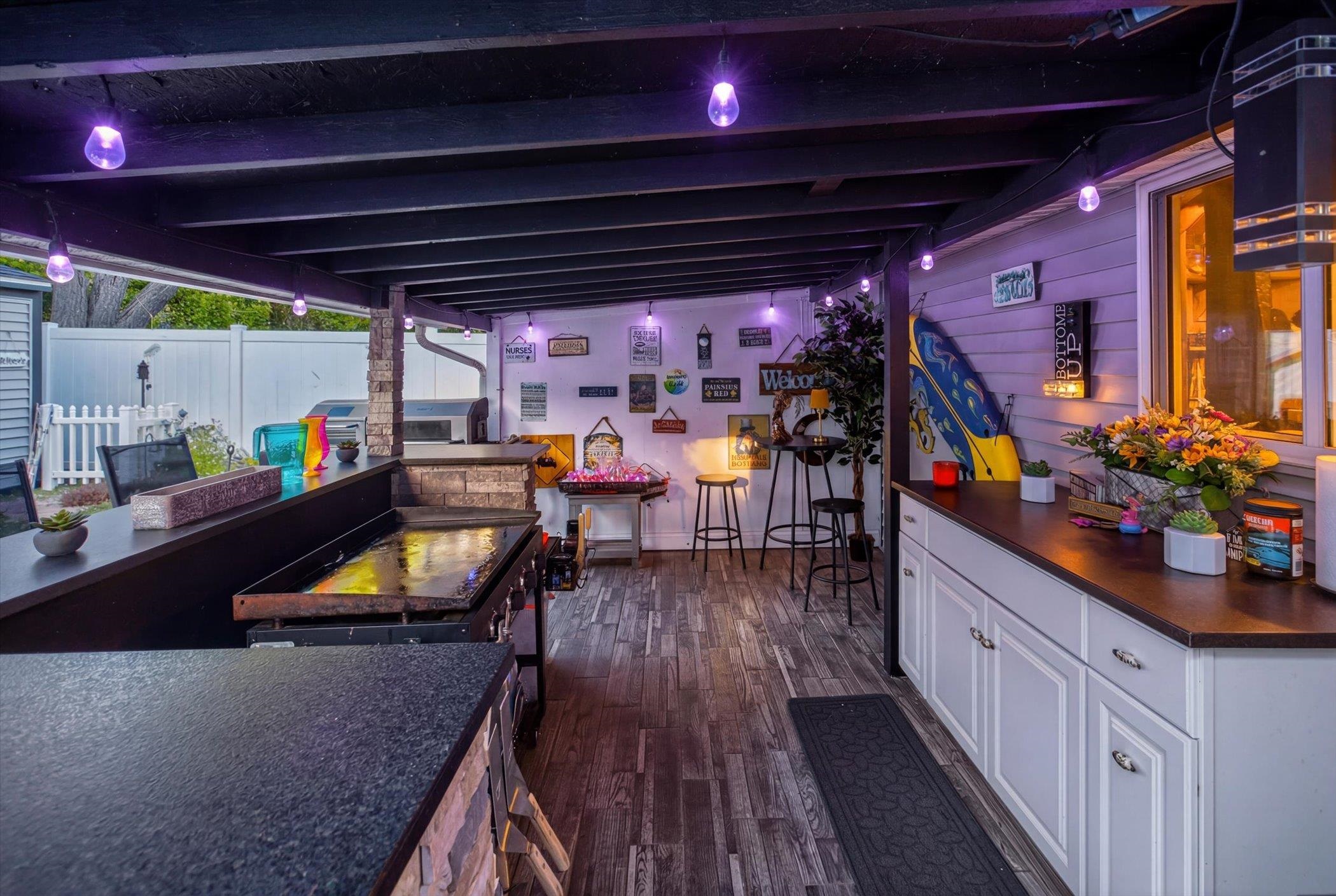 2224 Sunset Lane