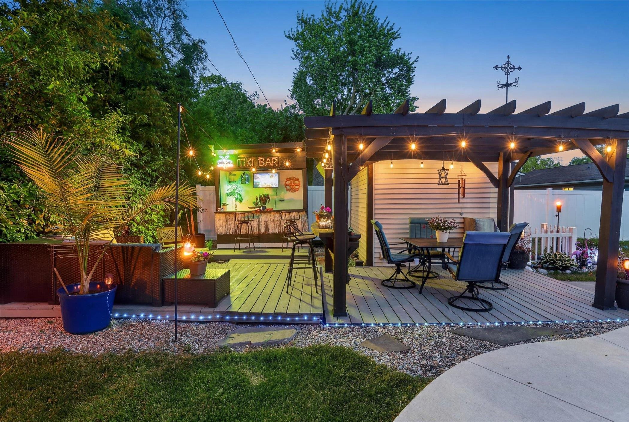 2224 Sunset Lane