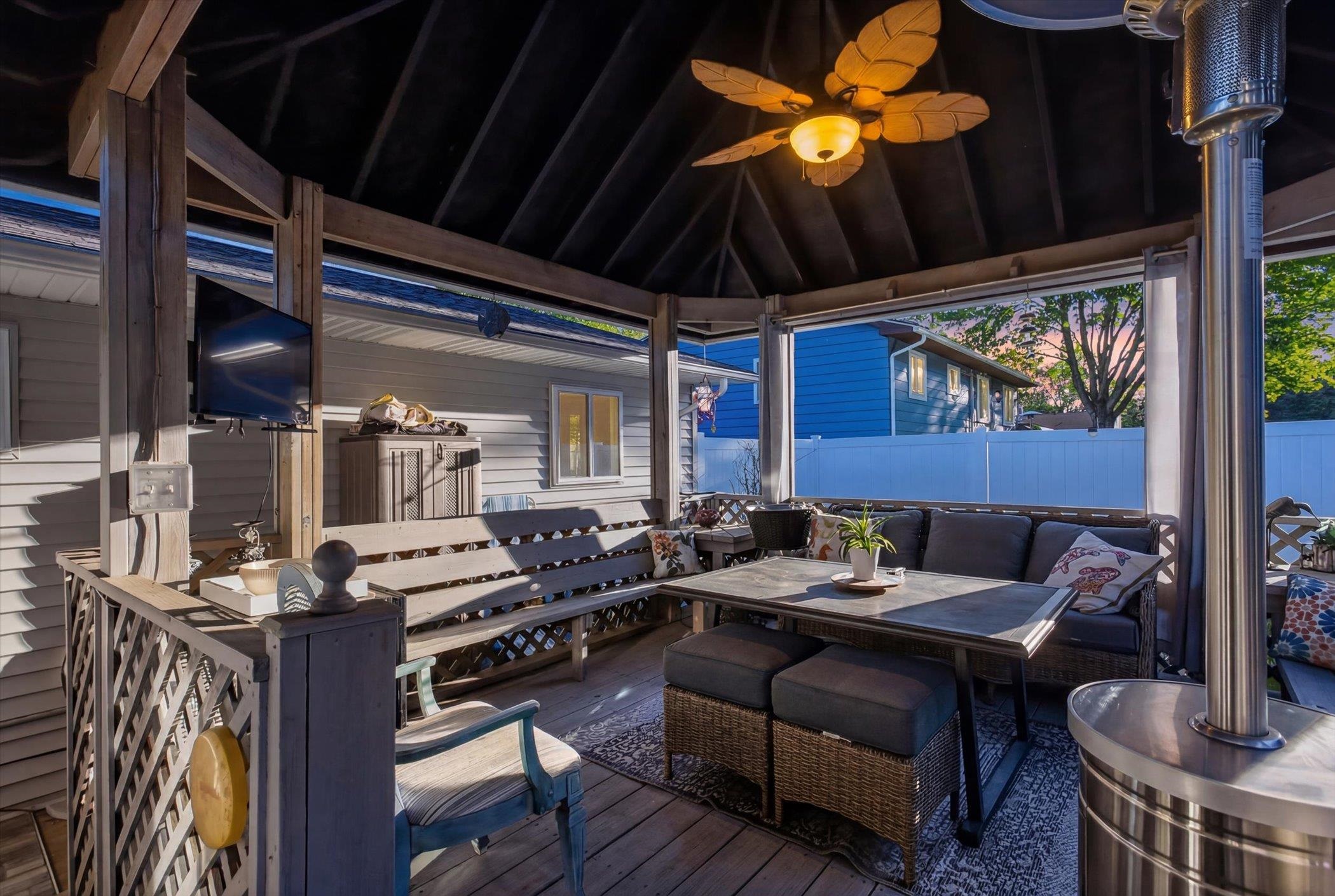 2224 Sunset Lane