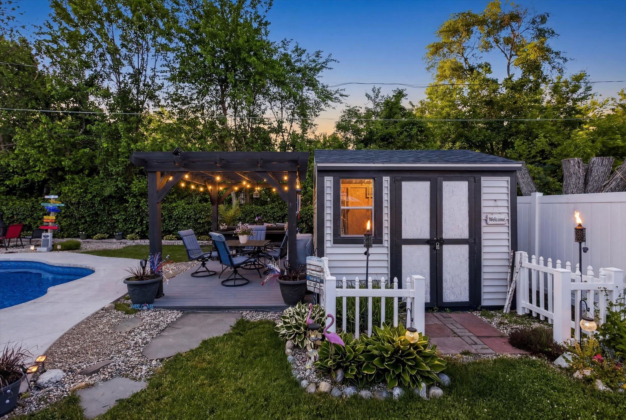 2224 Sunset Lane