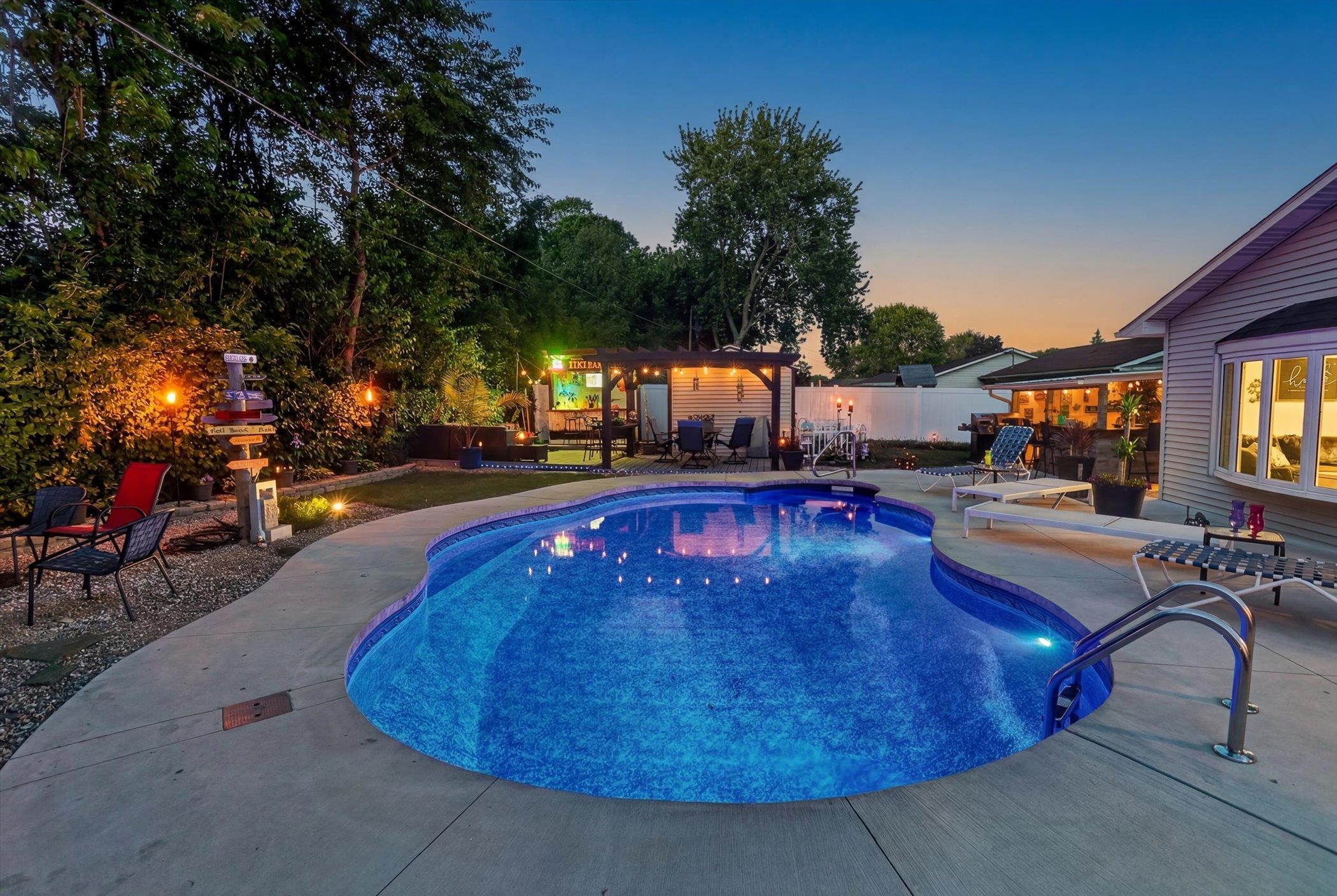 2224 Sunset Lane