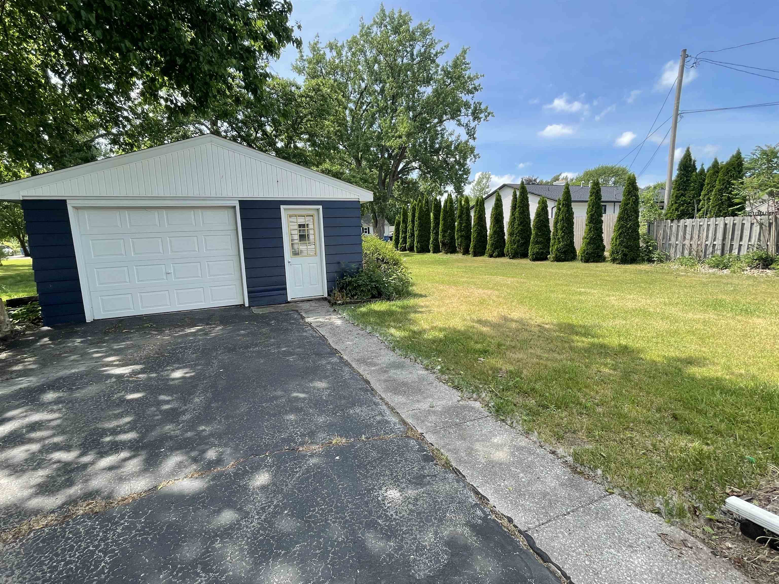 1197 Heavenridge Road