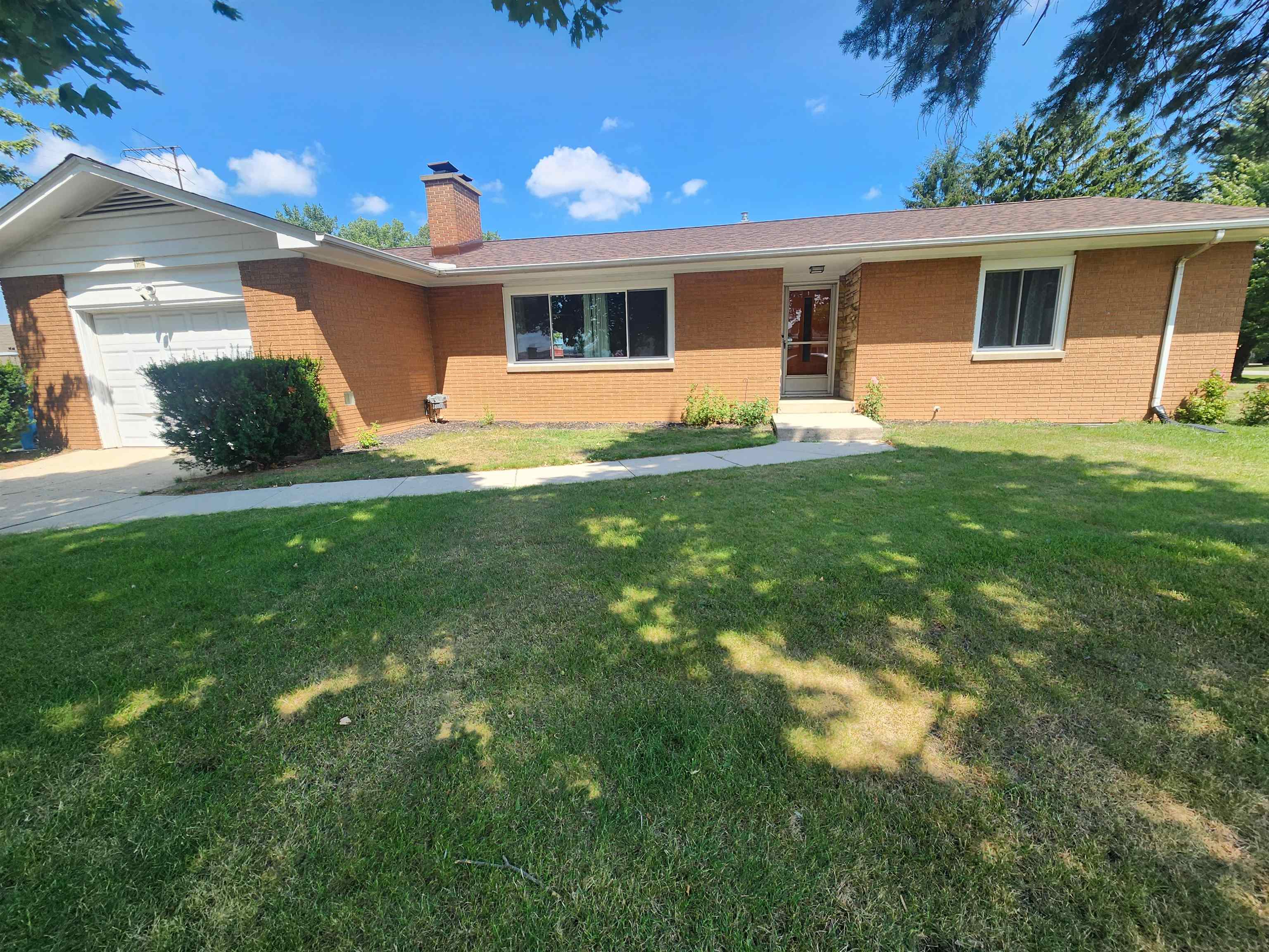 1974 W Youngs Ditch Road
