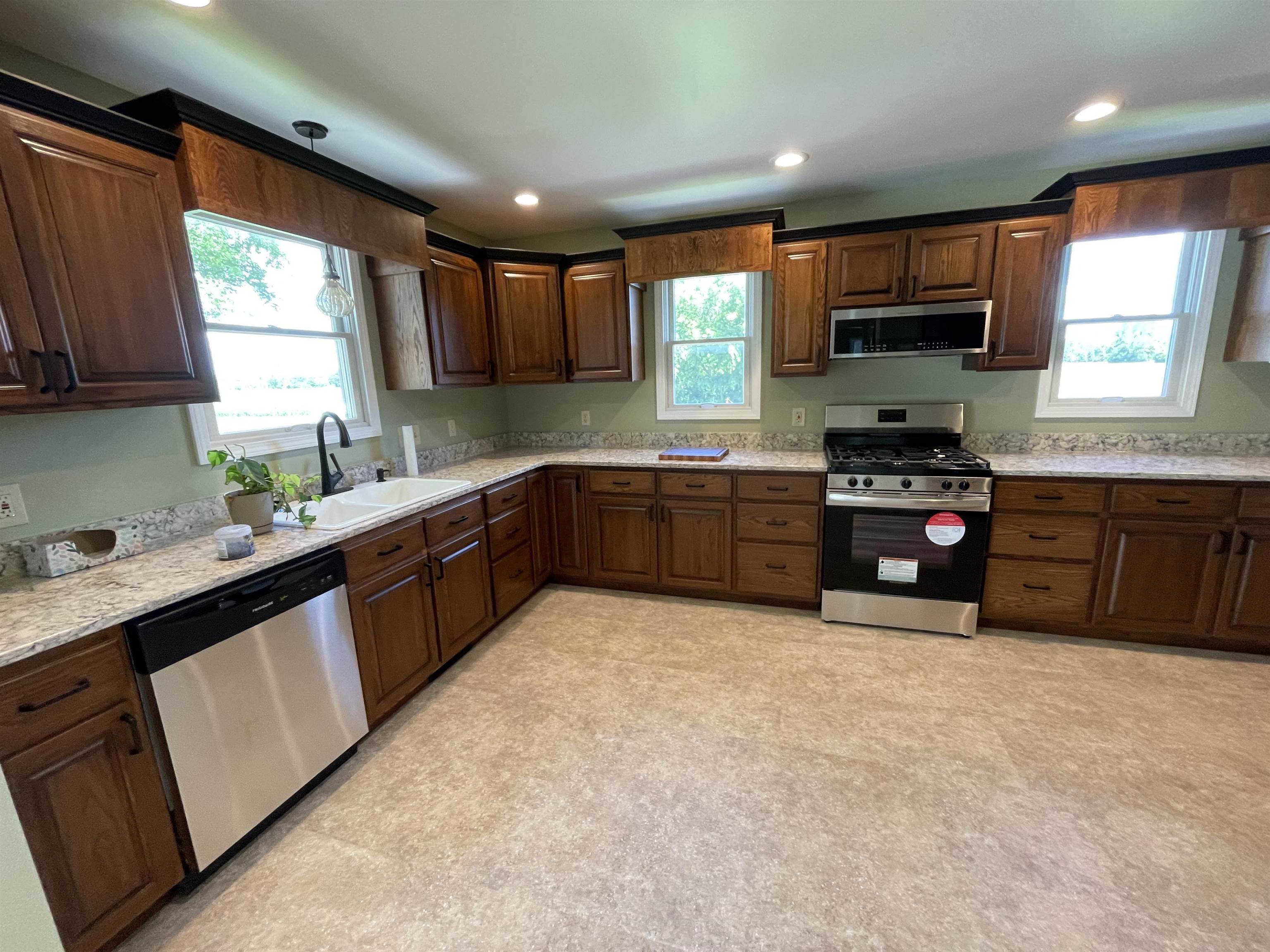 1285 W Nebobish Rd Road