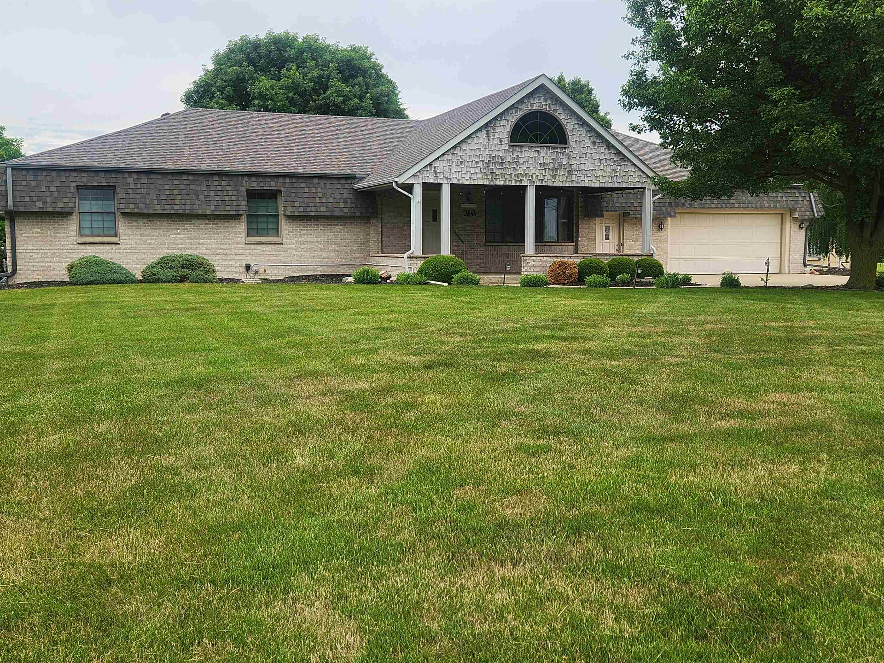 316 W Midland Road