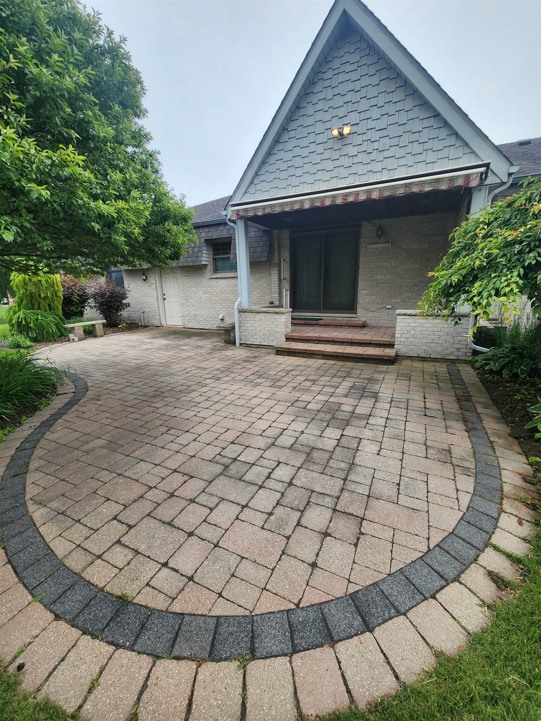 316 W Midland Road
