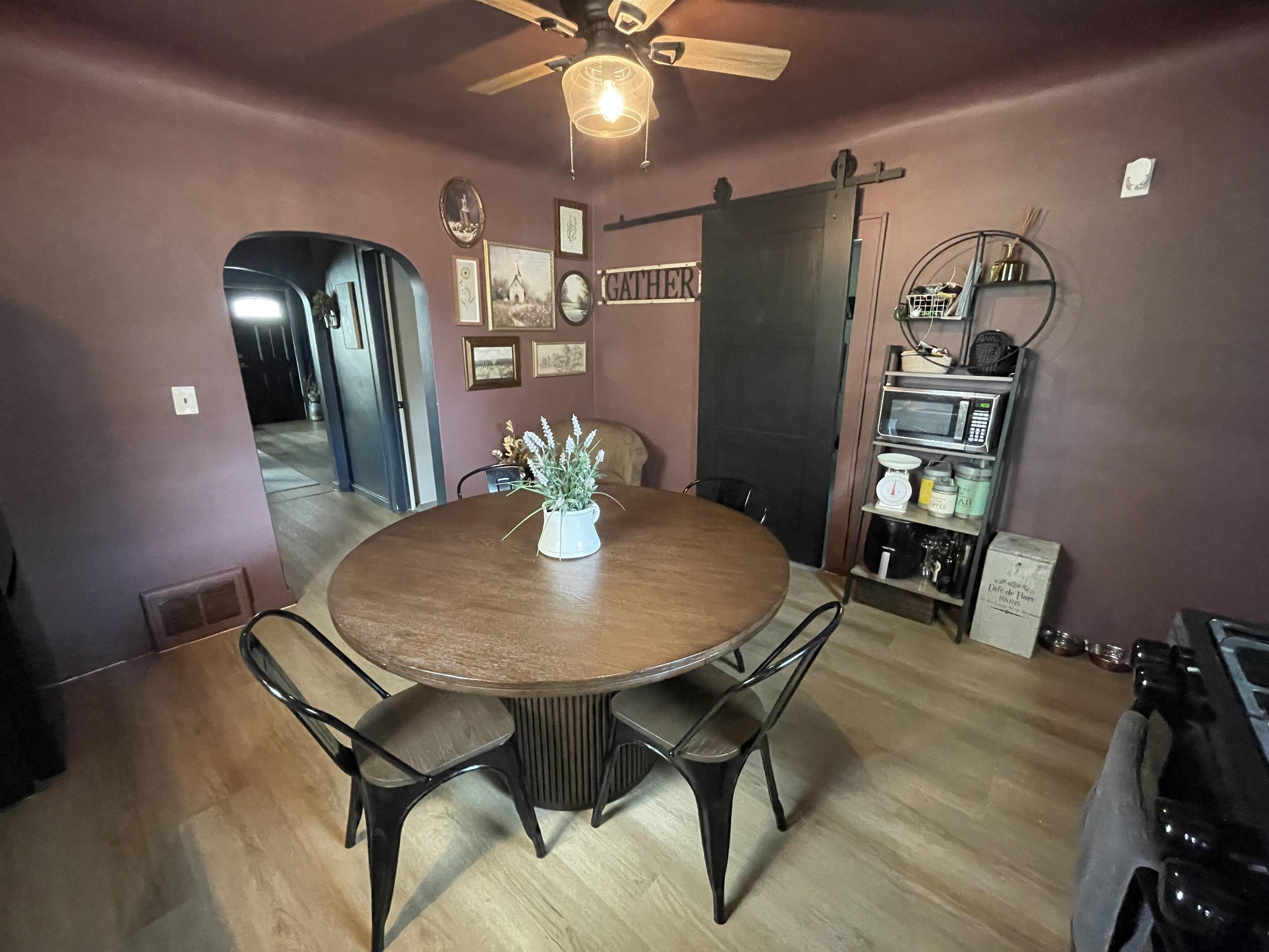 200 E Crump Road