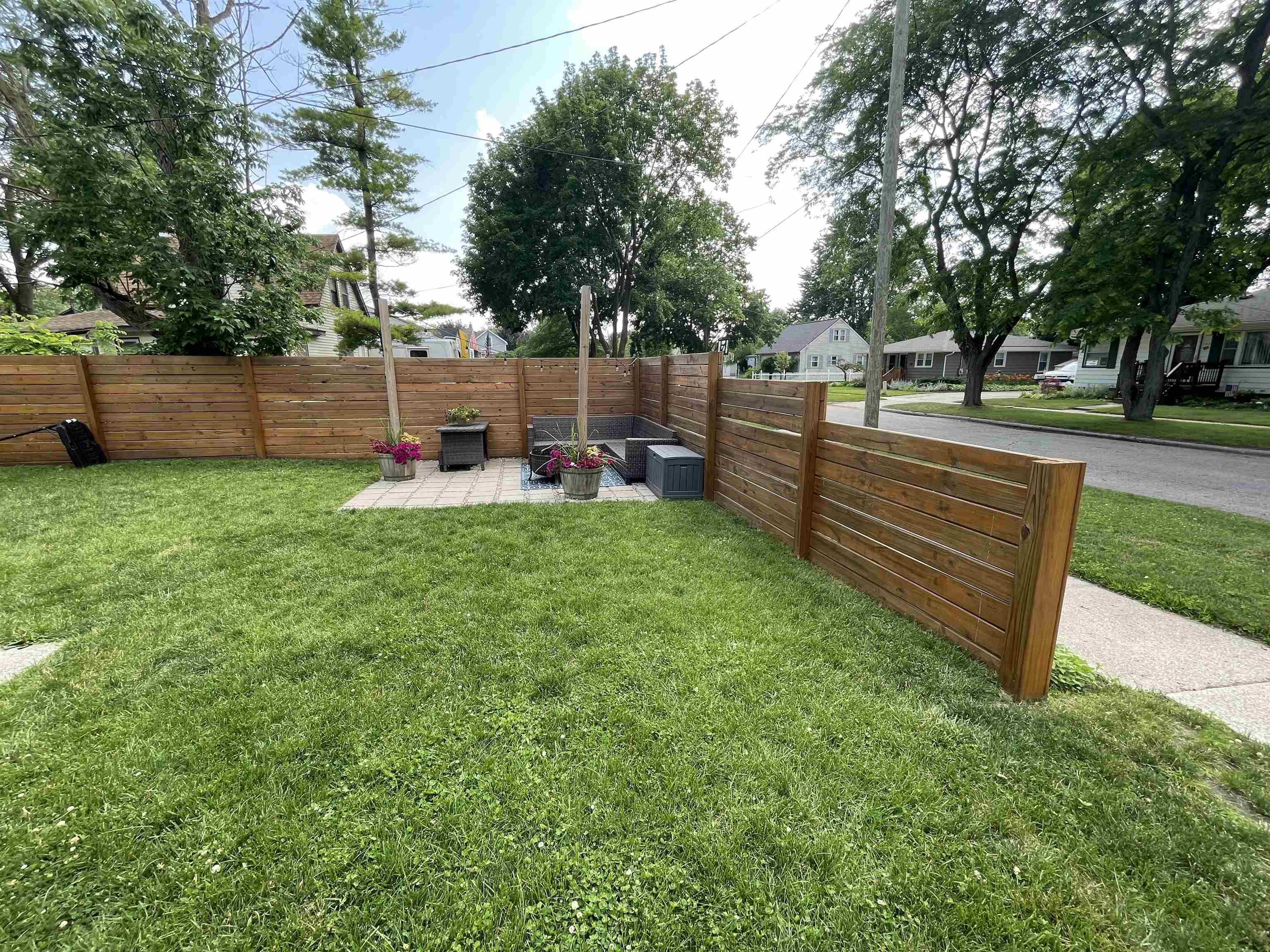 200 E Crump Road