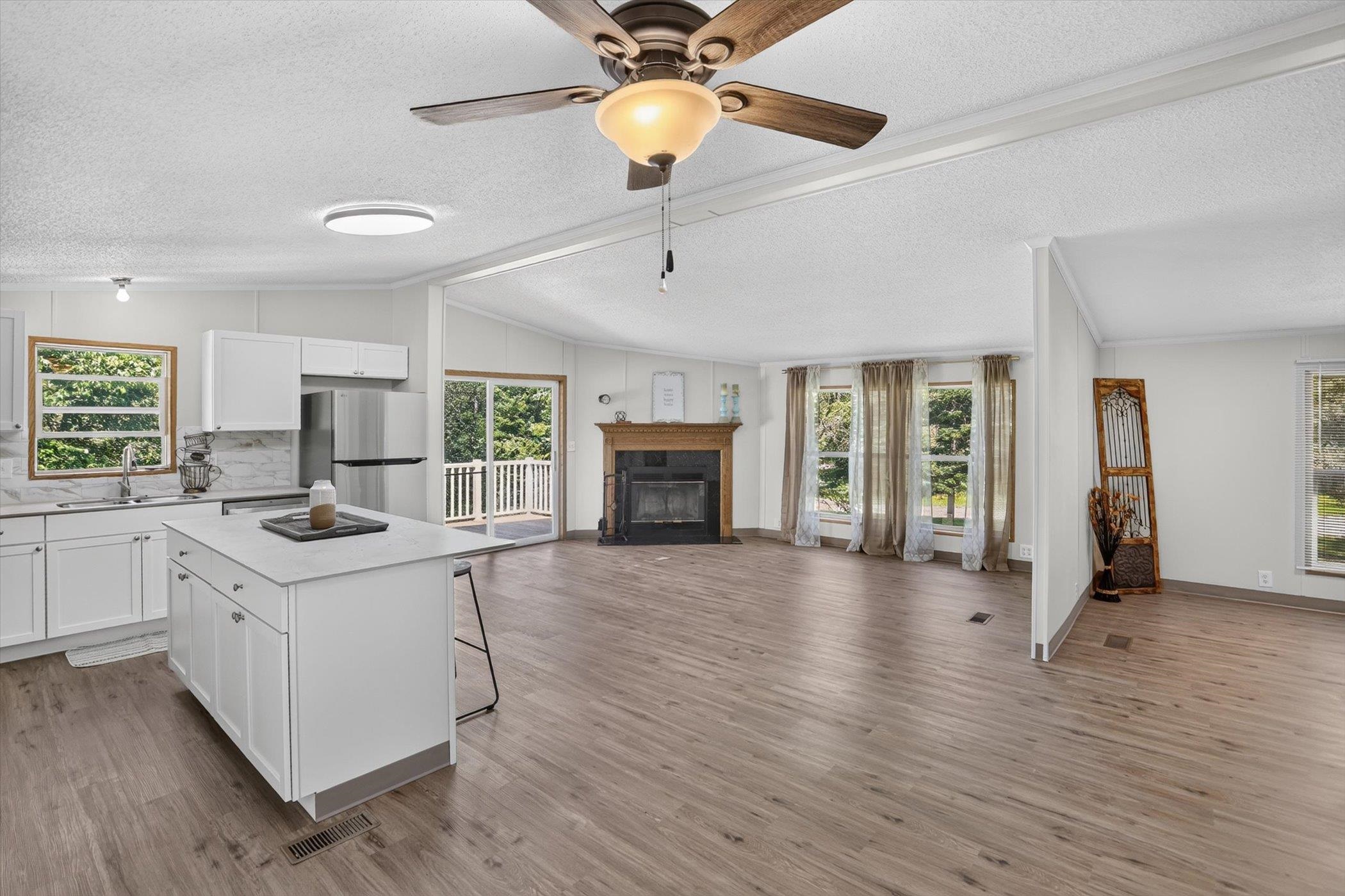 1224 Rainbow Drive