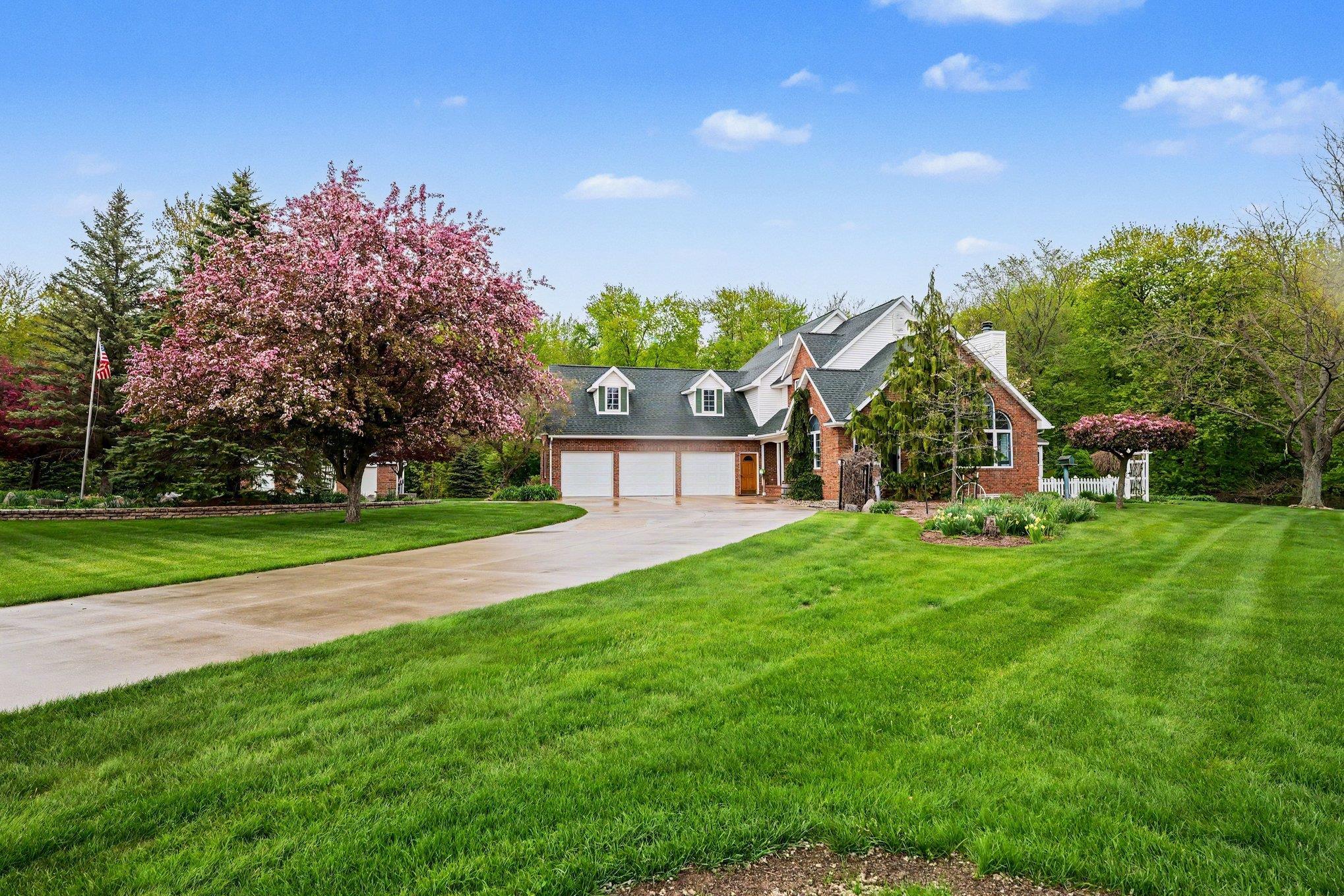 3095 S 9 mile Road