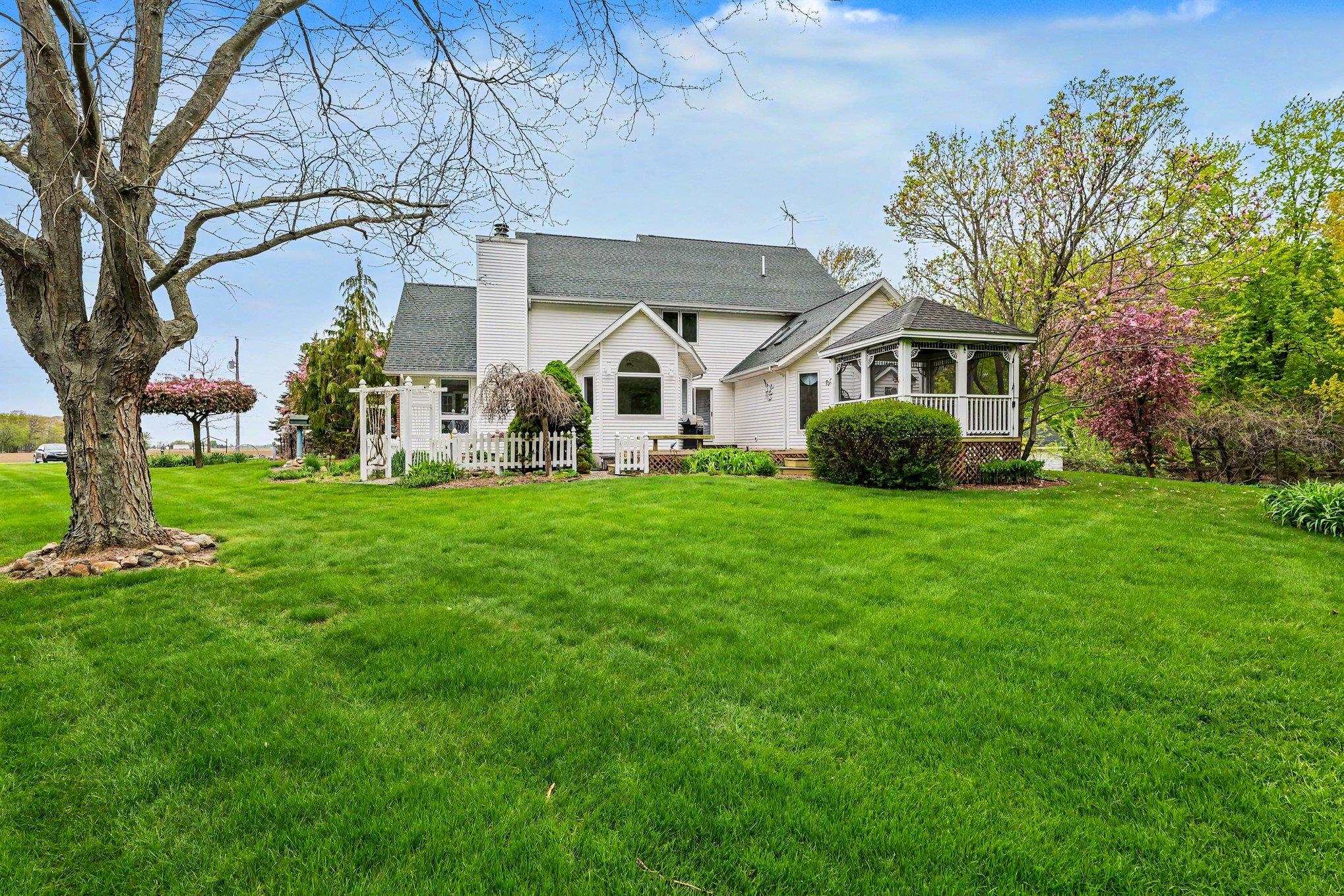 3095 S 9 mile Road