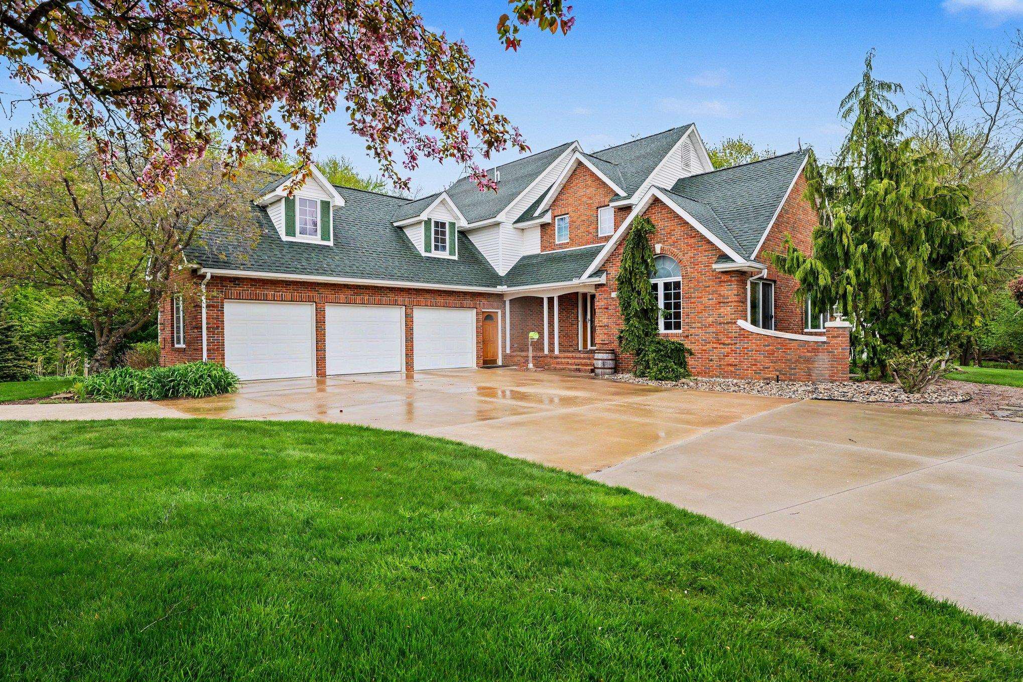 3095 S 9 mile Road