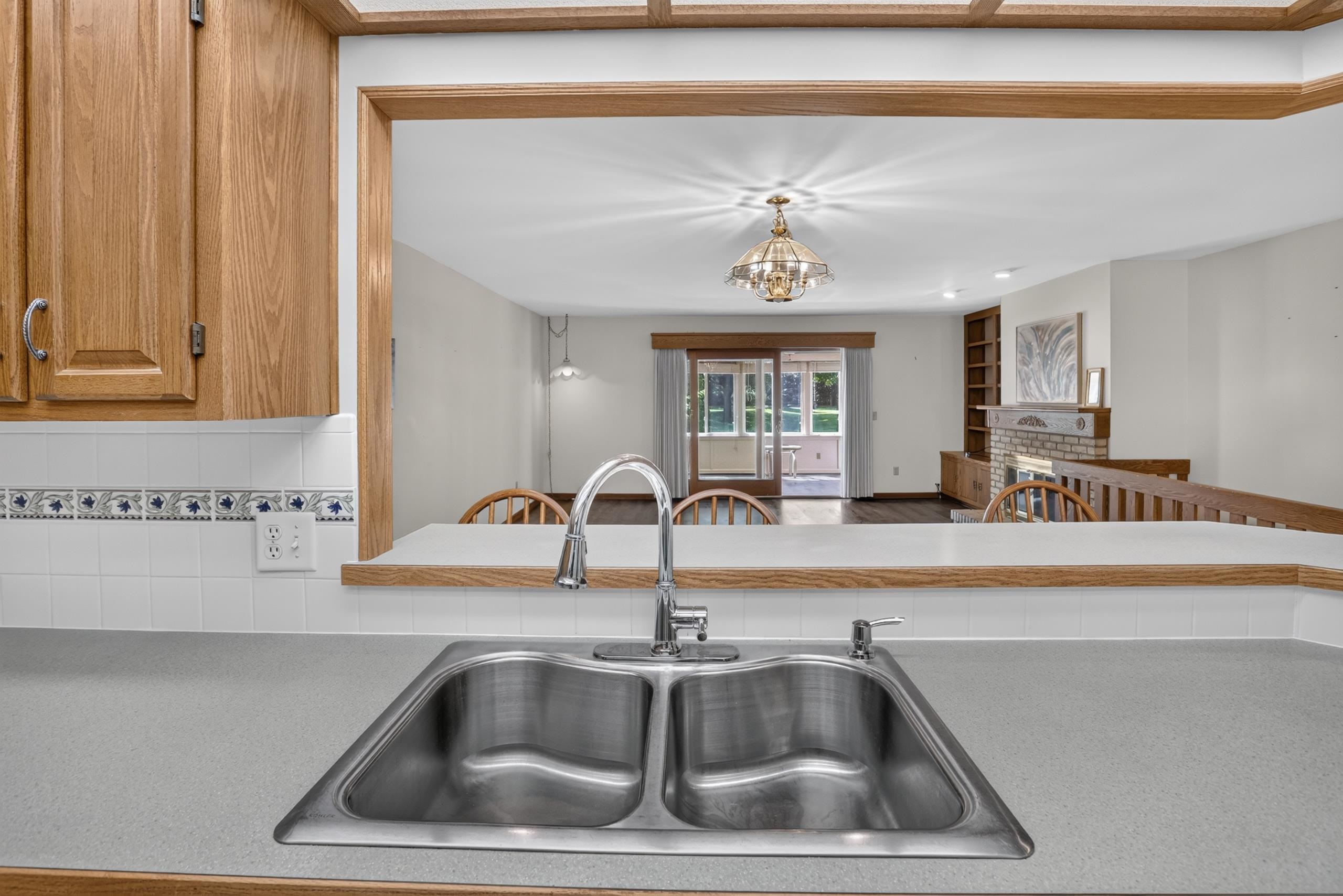 4848 Appletree Lane