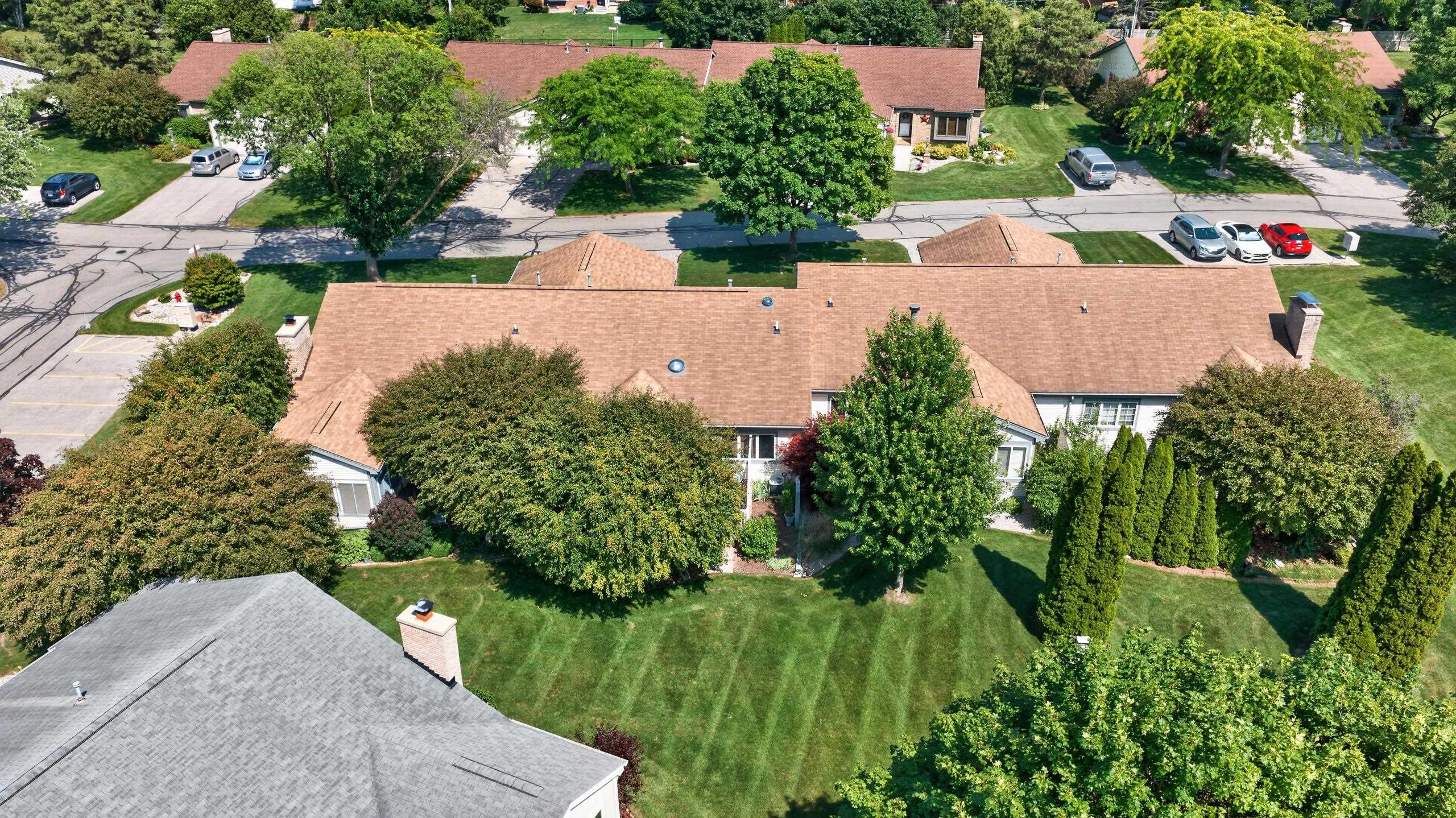 4848 Appletree Lane