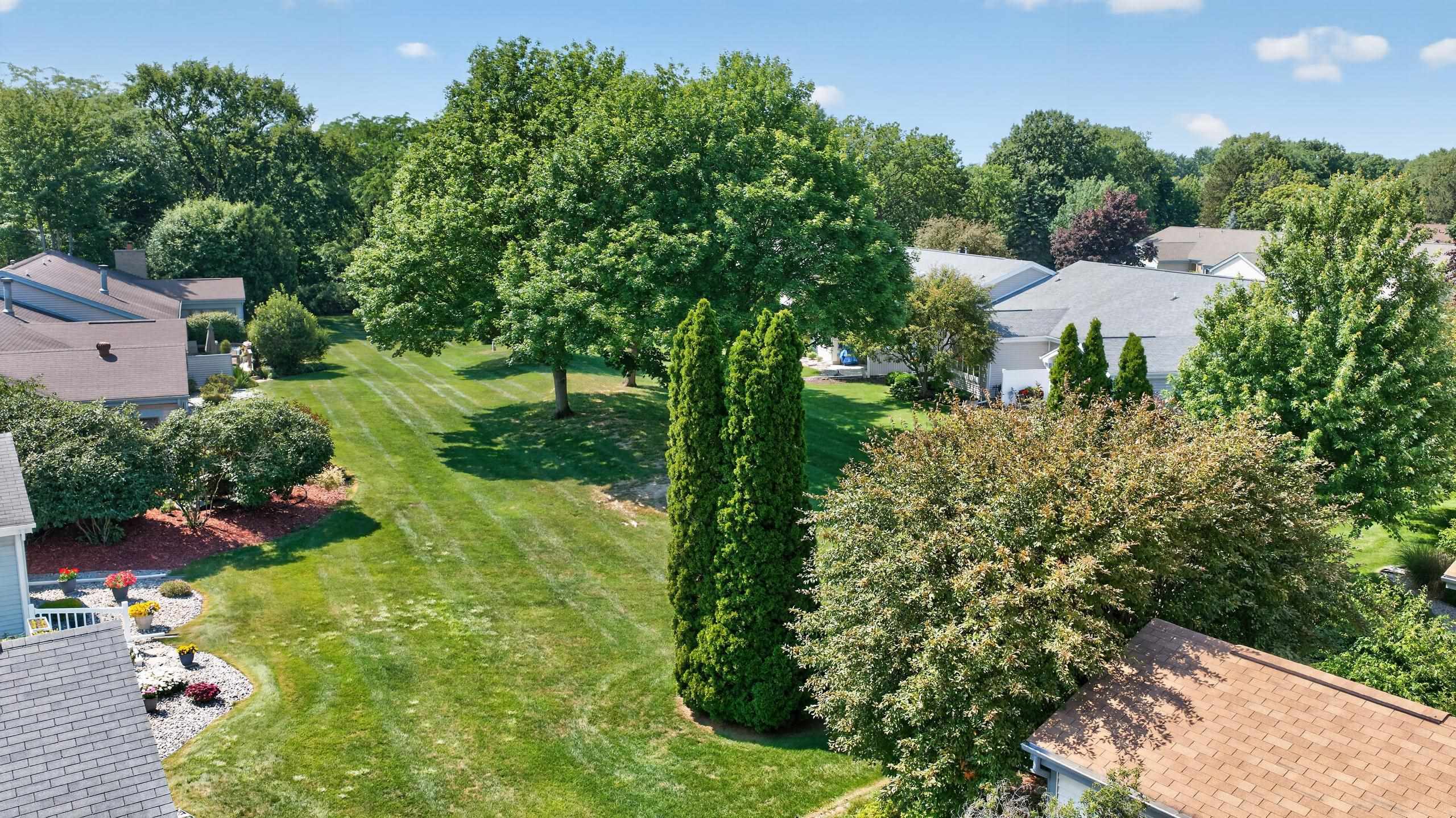 4848 Appletree Lane