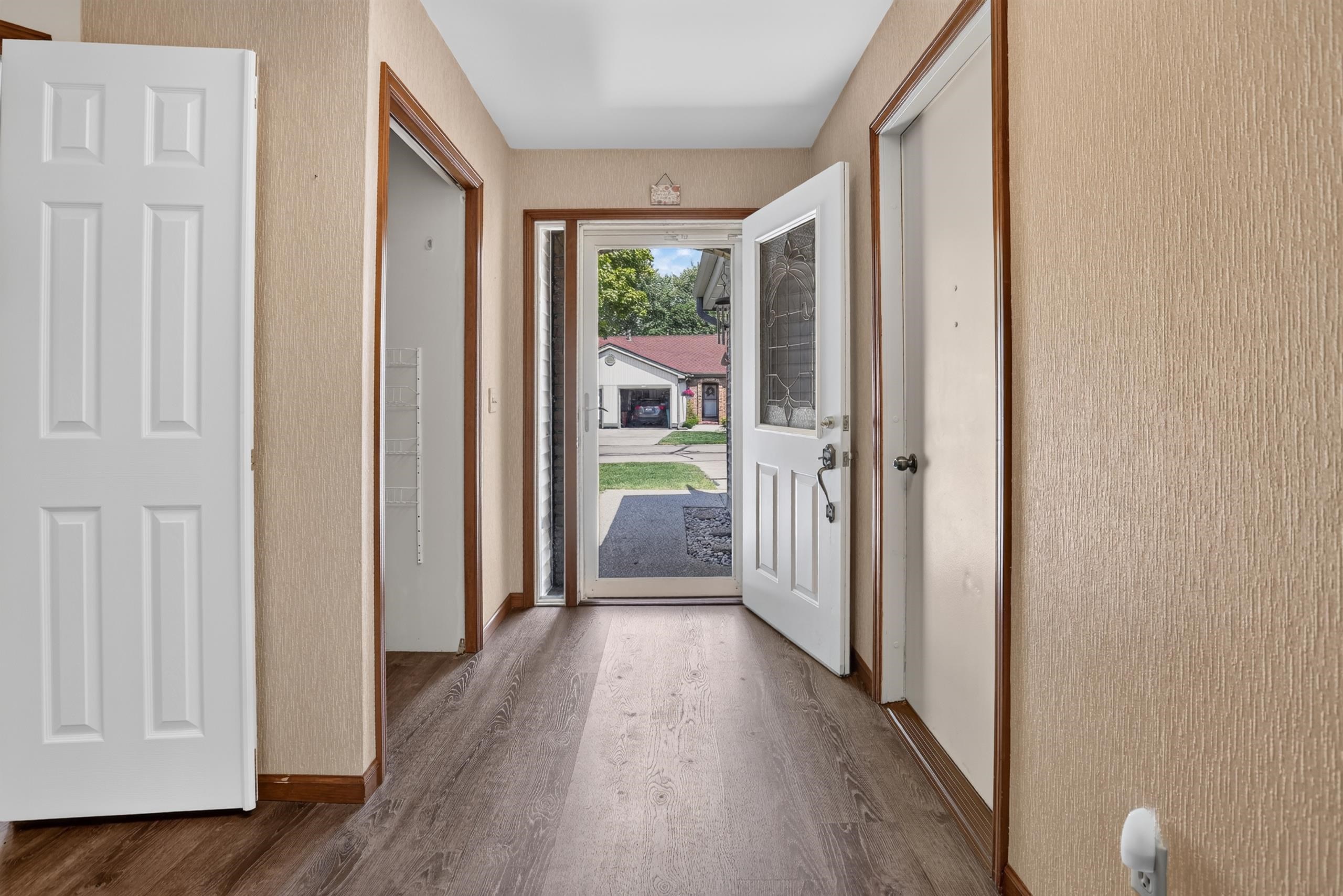4848 Appletree Lane