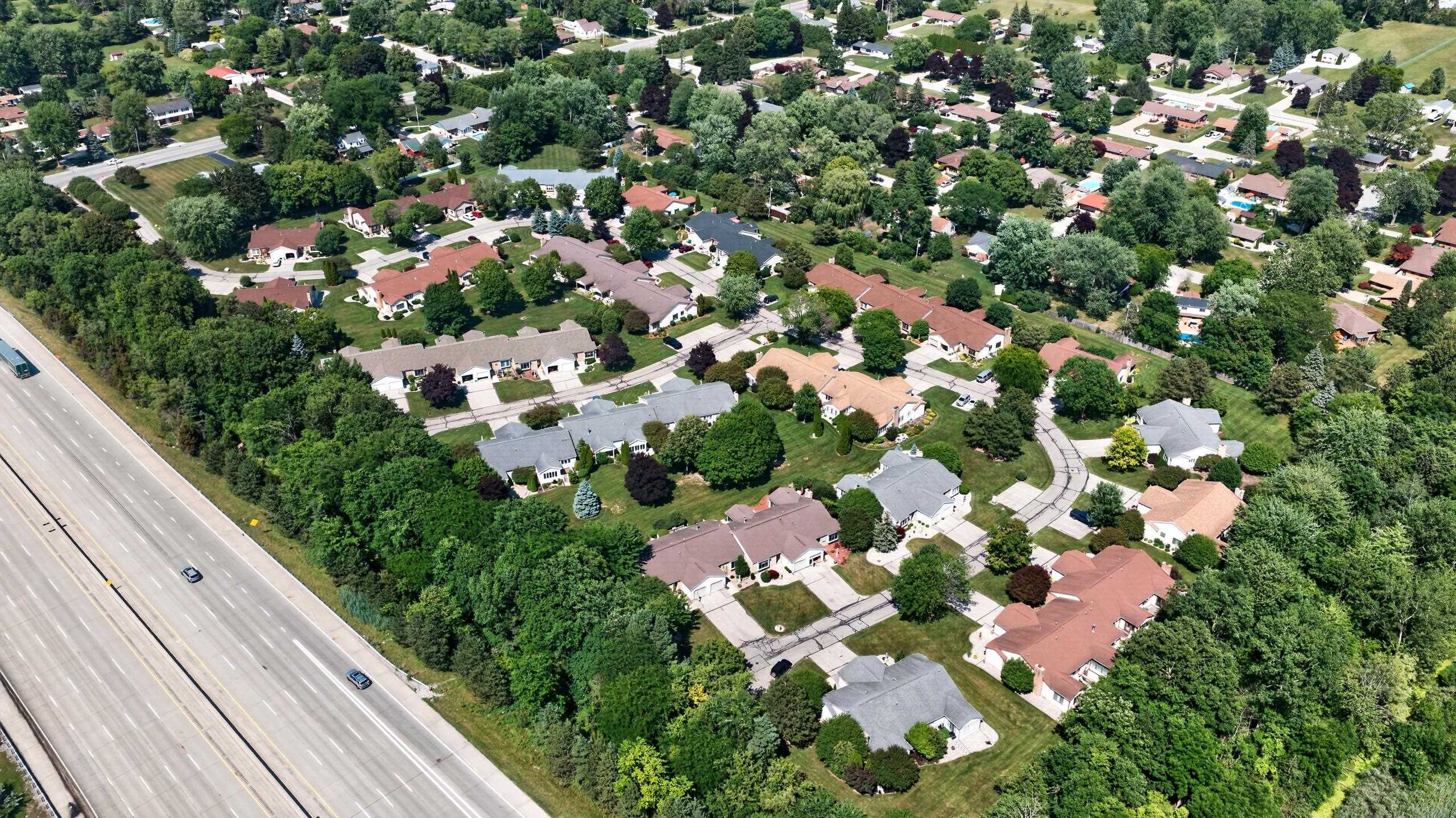 4848 Appletree Lane