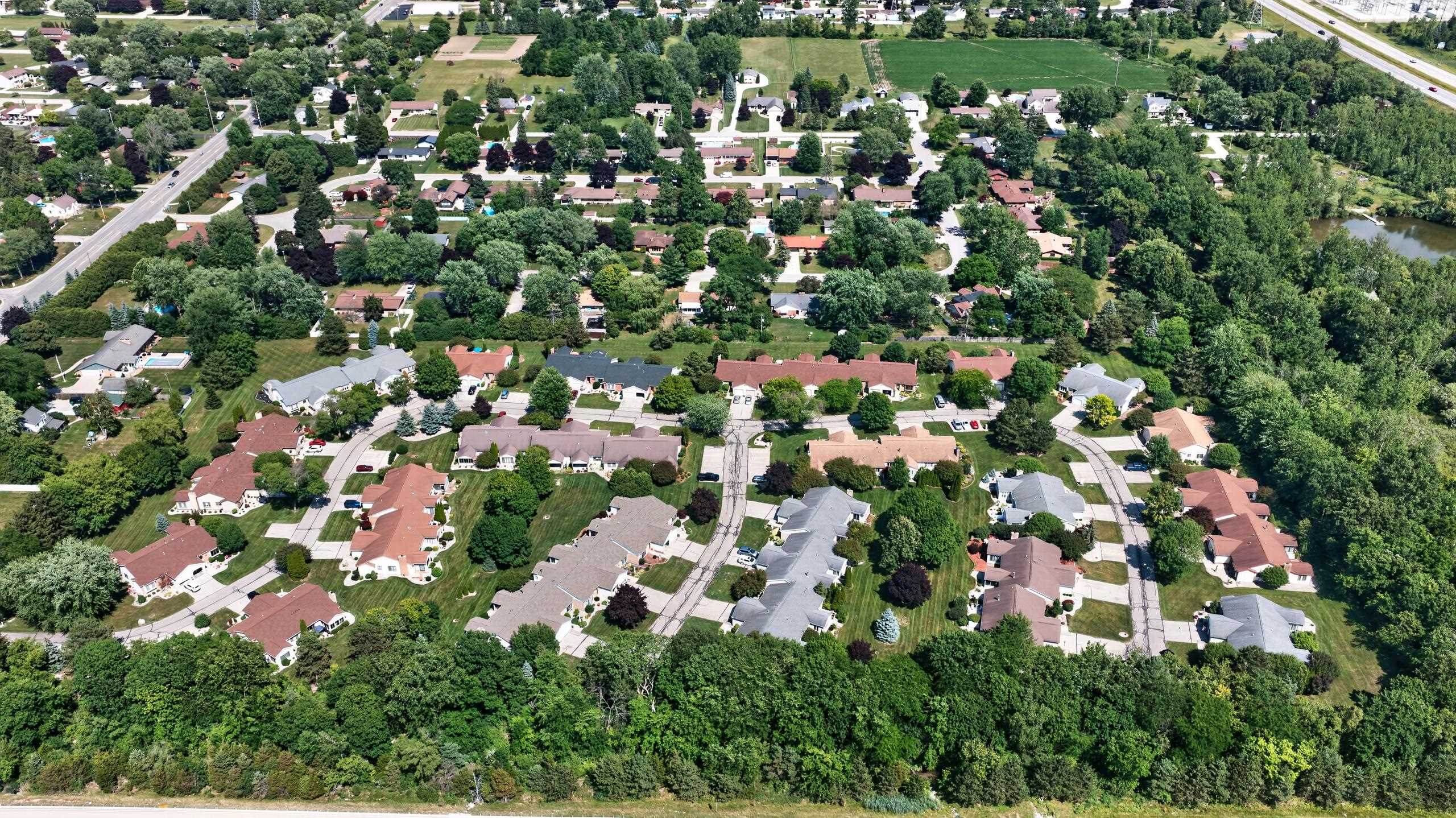 4848 Appletree Lane