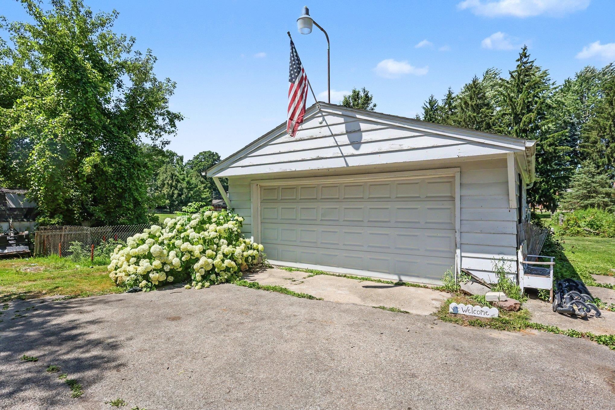 108 Scheurmann Street