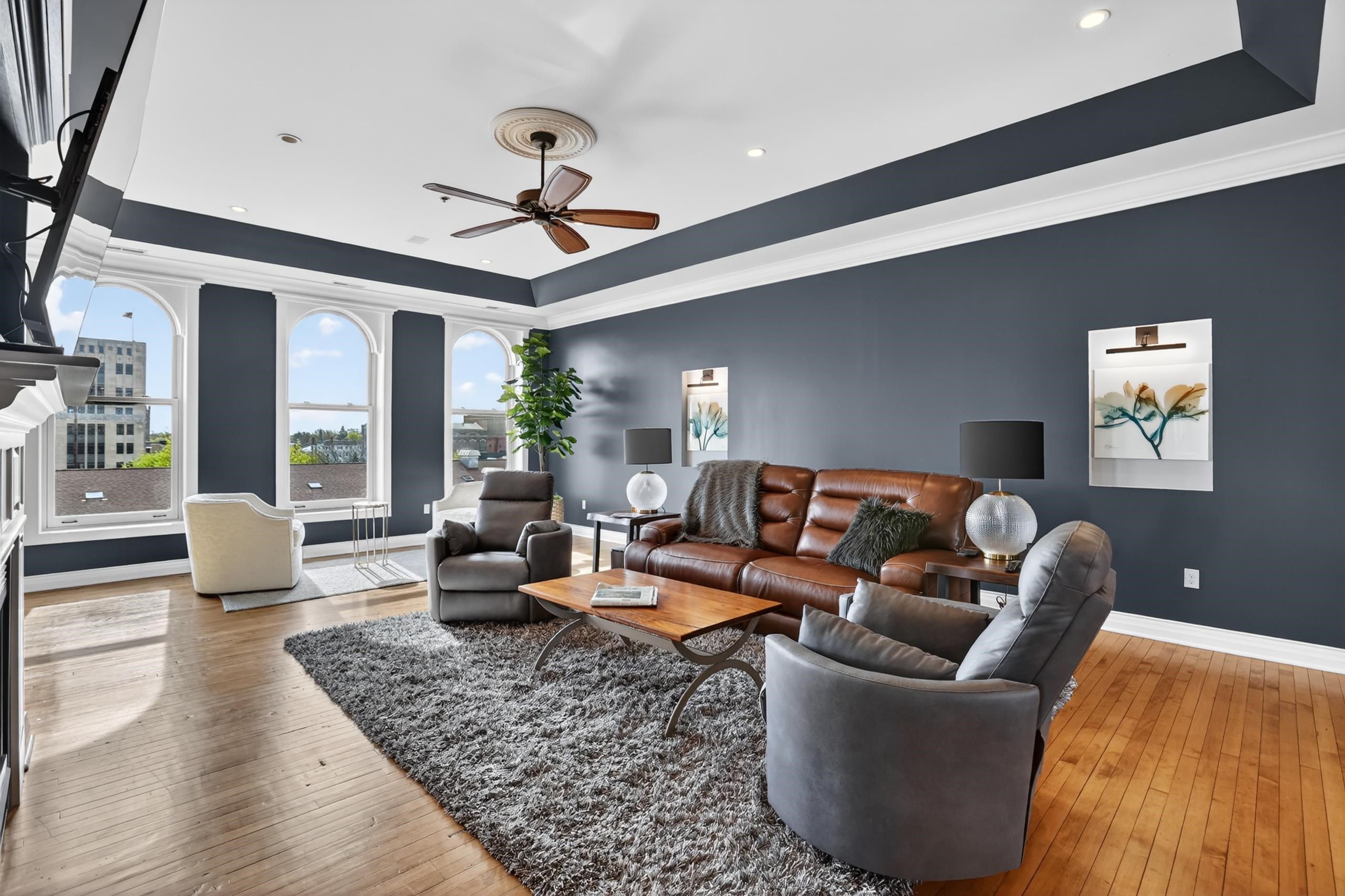 315 Center Ave Avenue Unit: 404