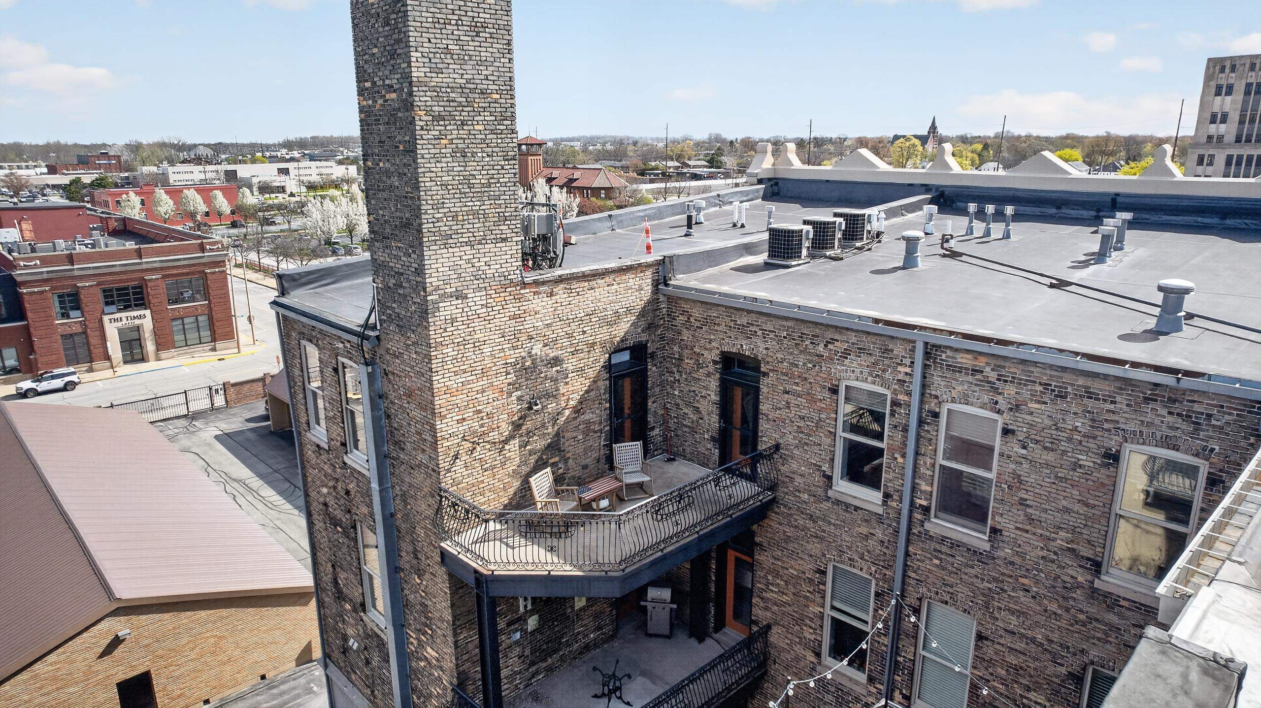 315 Center Ave Avenue Unit: 404