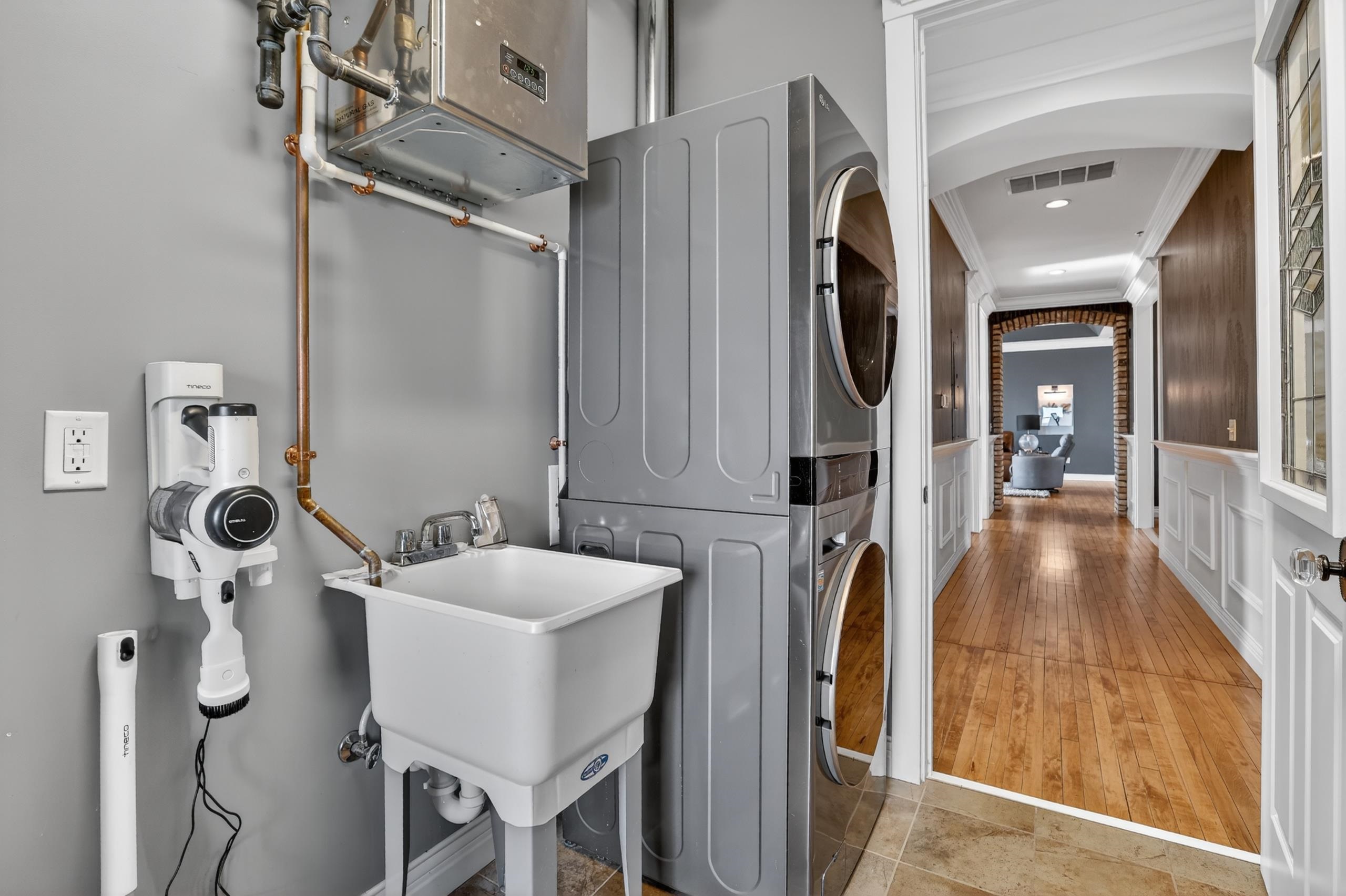 315 Center Ave Avenue Unit: 404