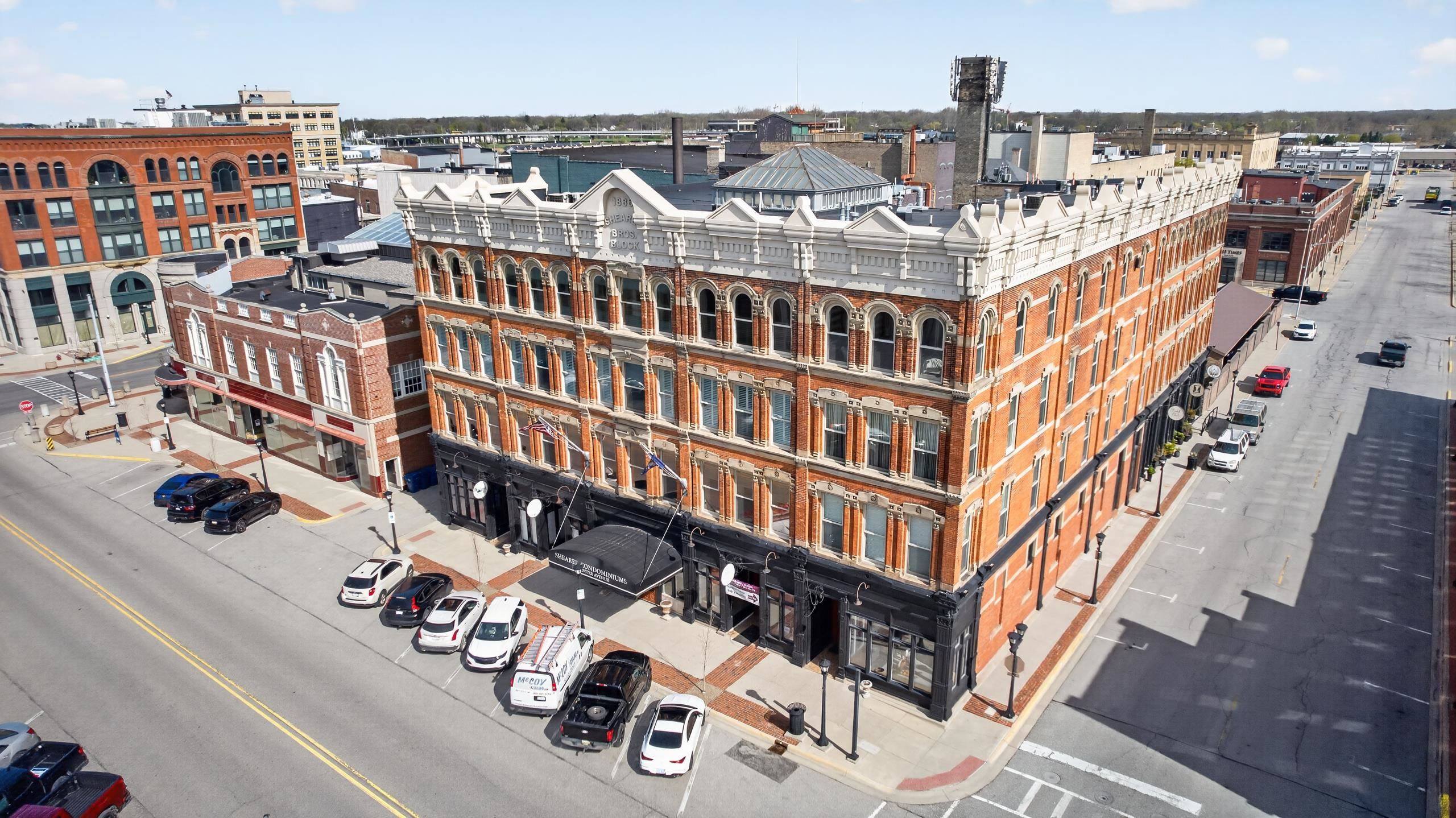 315 Center Ave Avenue Unit: 404