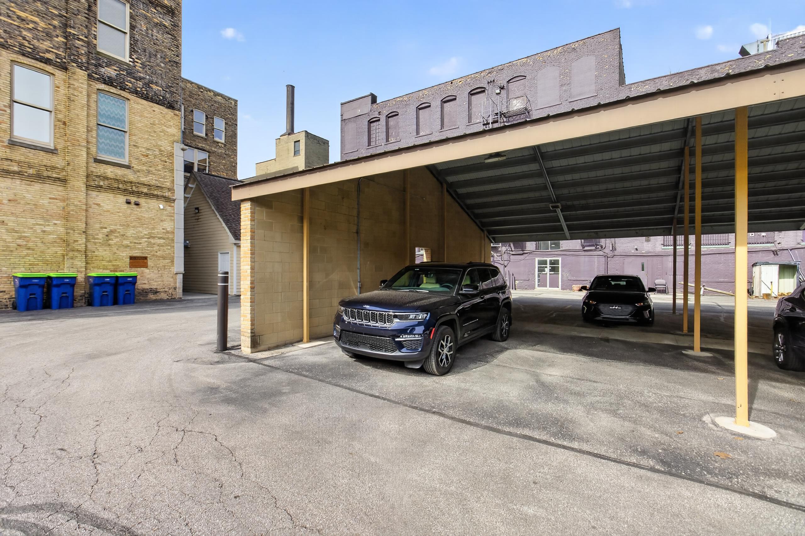 315 Center Ave Avenue Unit: 404