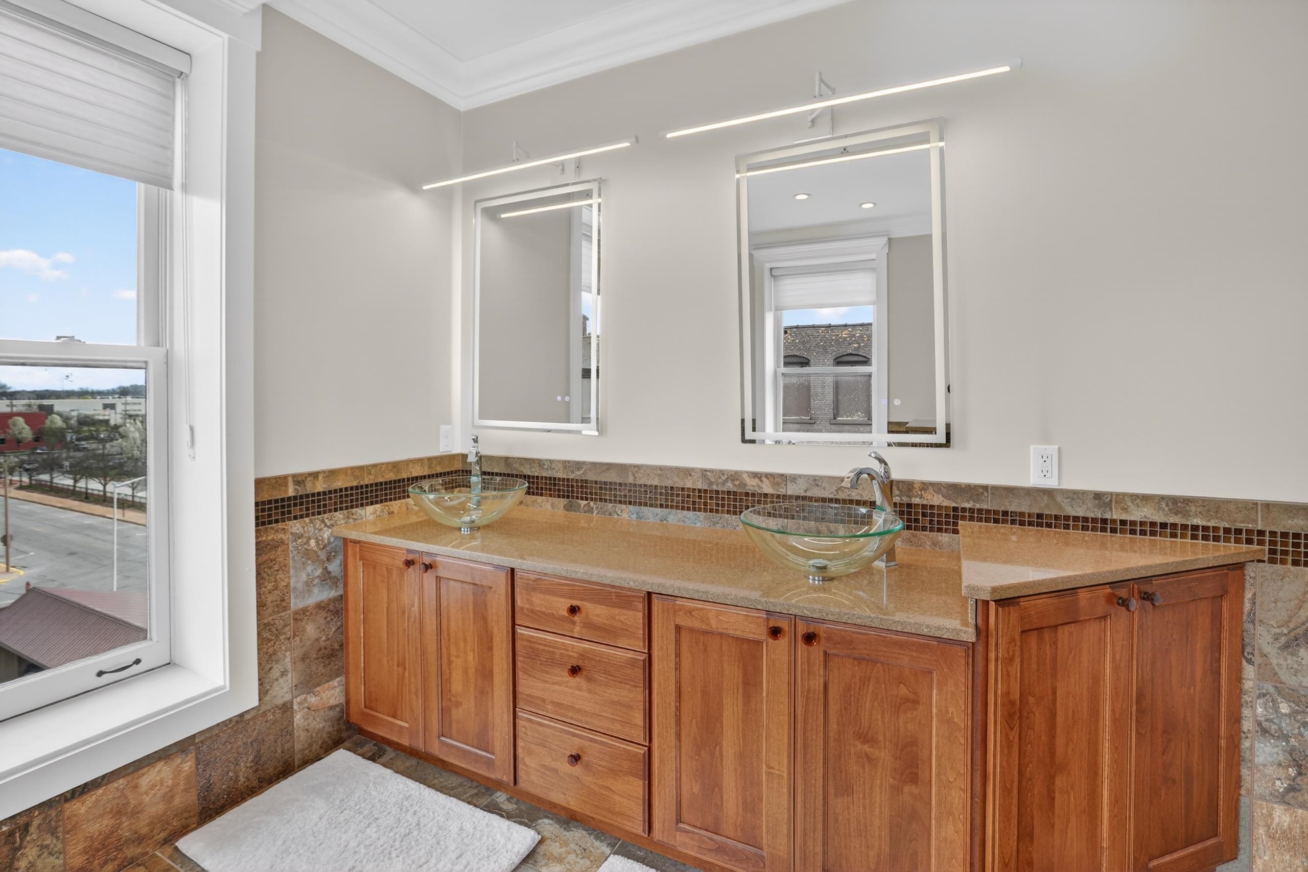 315 Center Ave Avenue Unit: 404