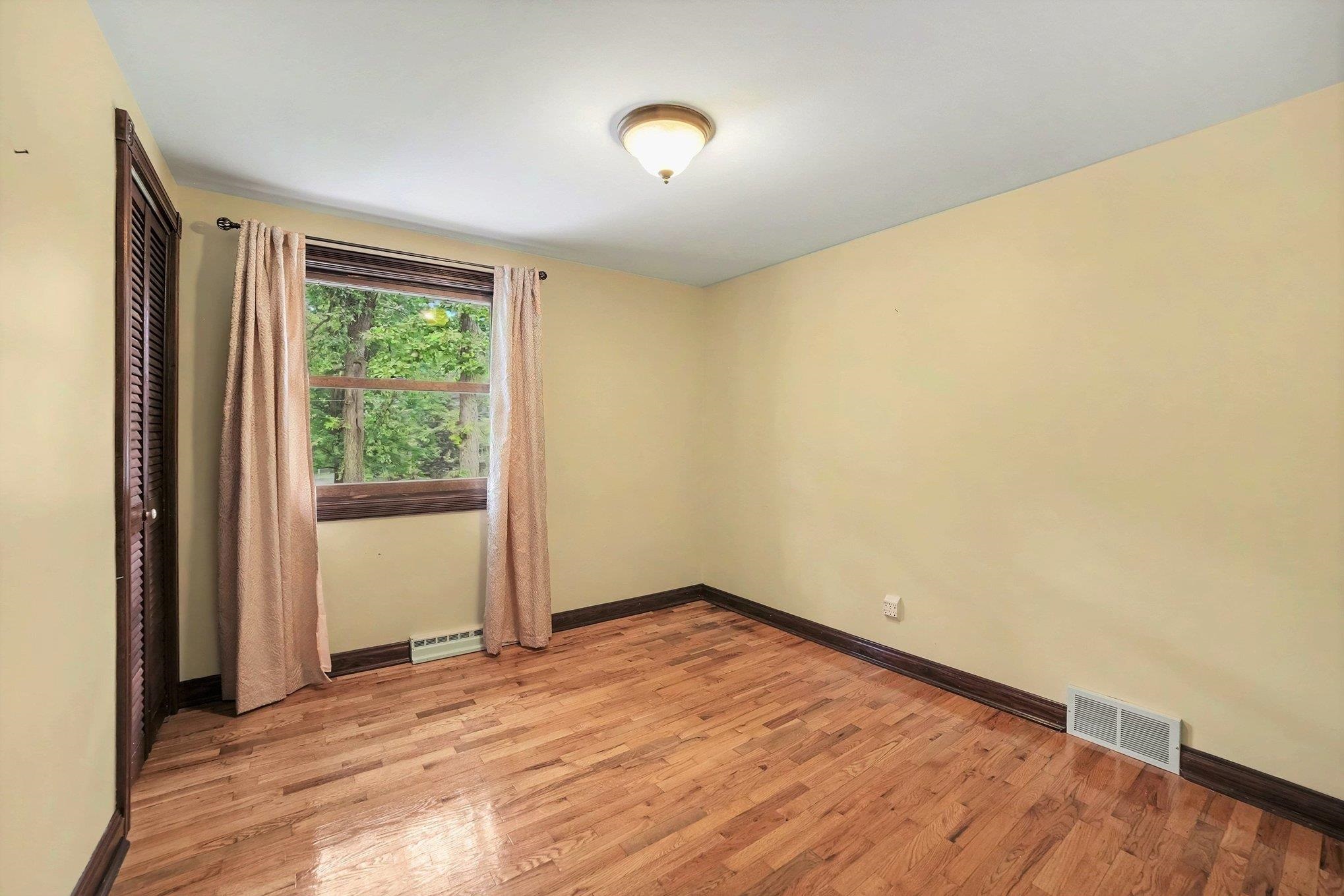 1586 St. Marys Court