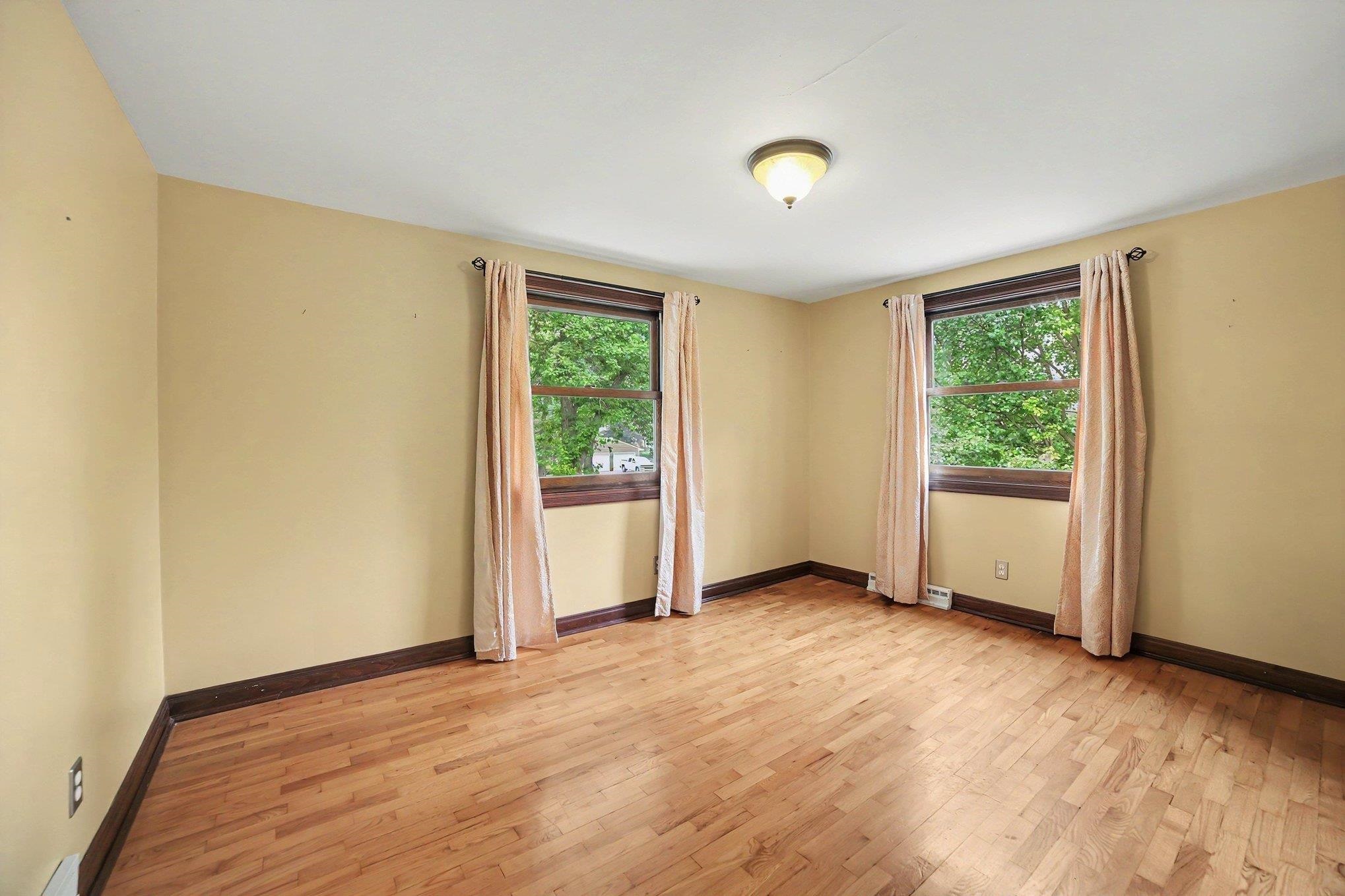 1586 St. Marys Court