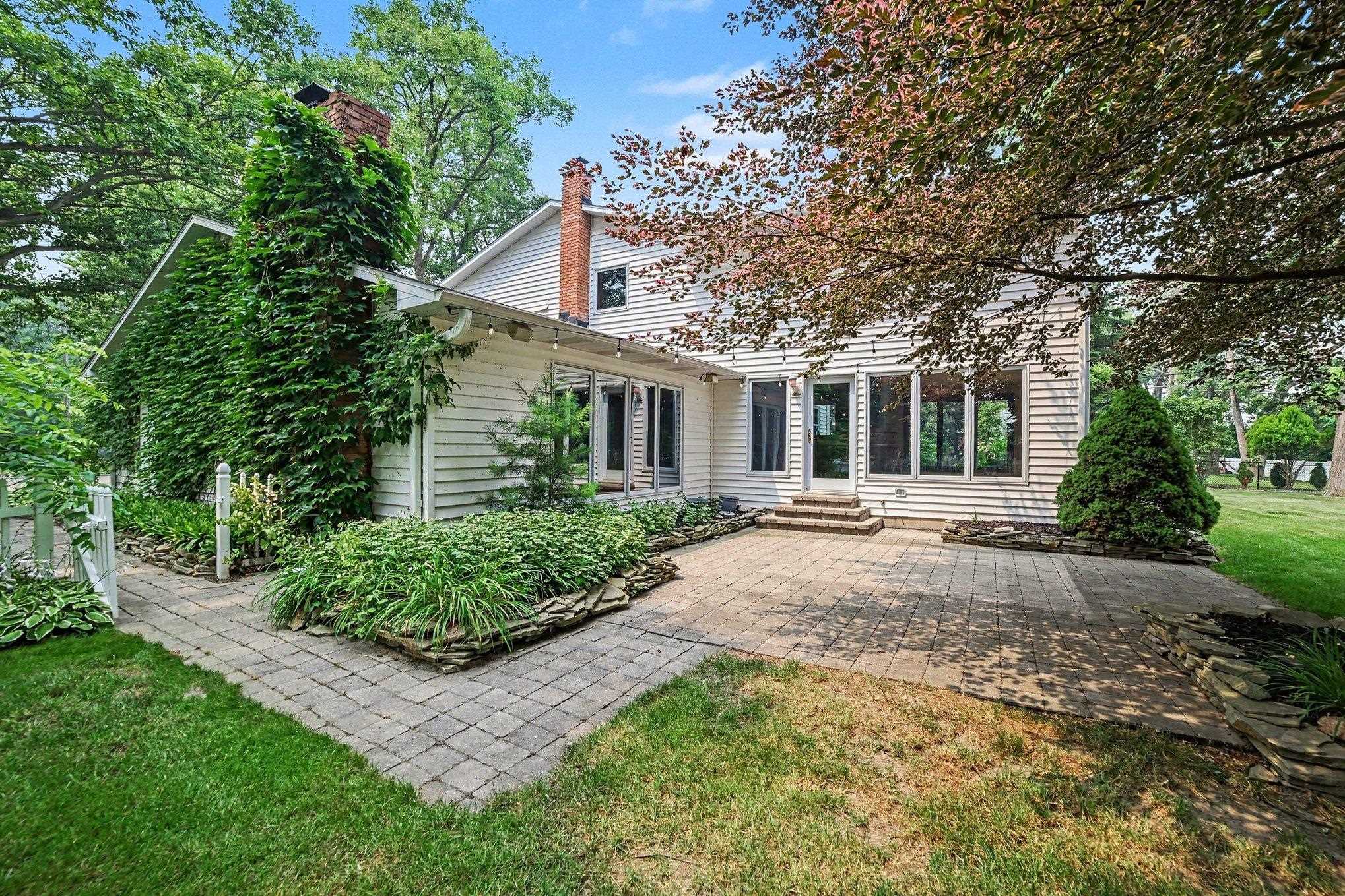 1586 St. Marys Court