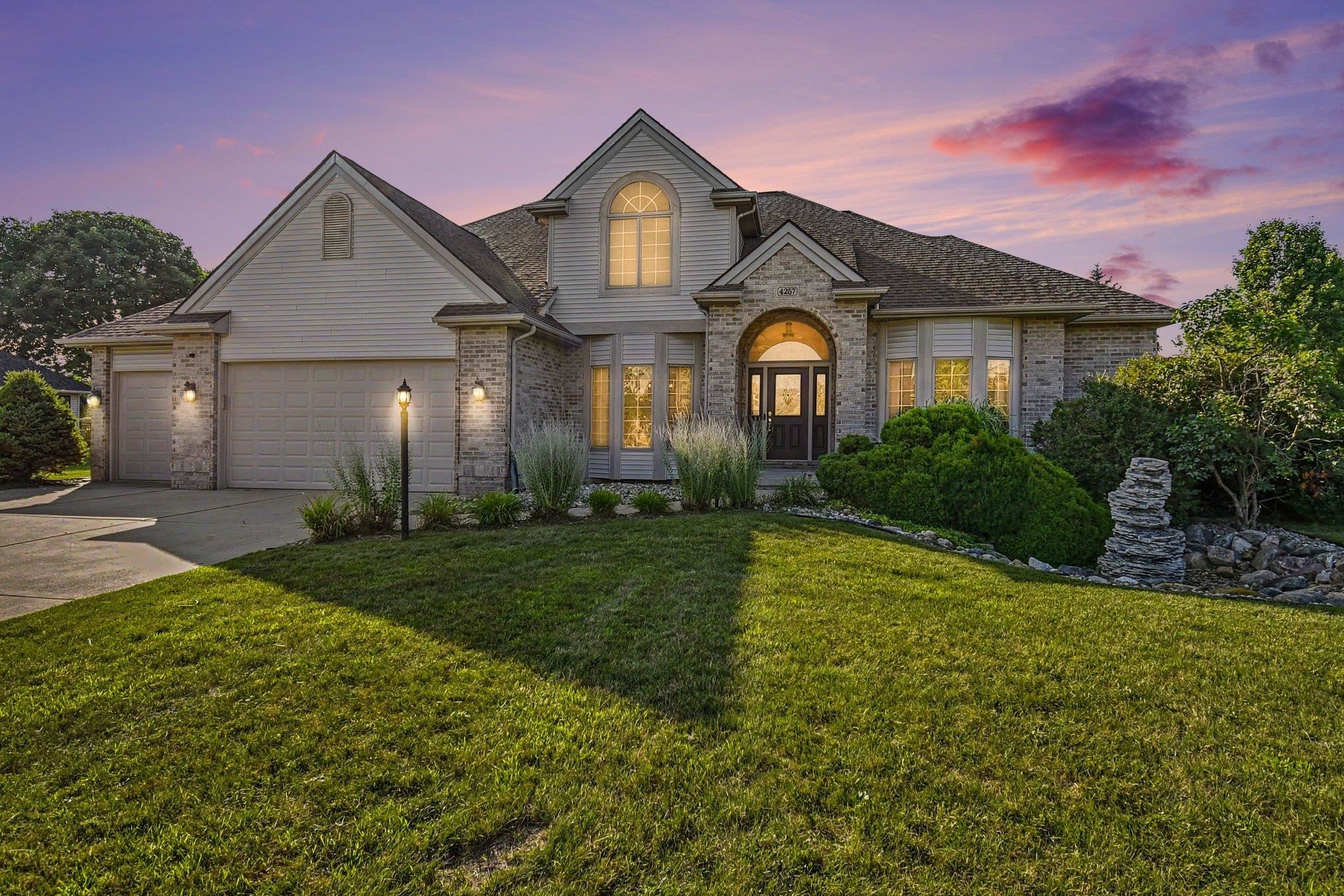 4257 Autumn Ridge Drive