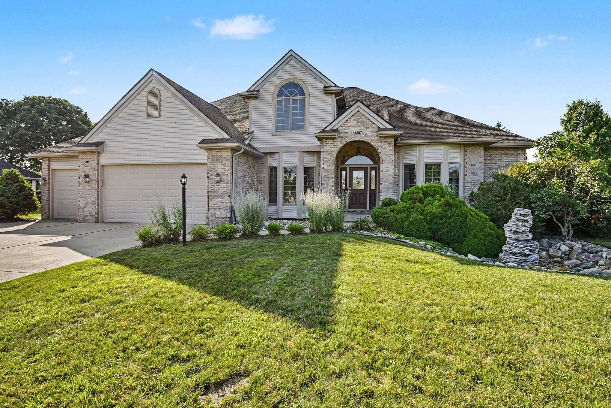 4257 Autumn Ridge Drive