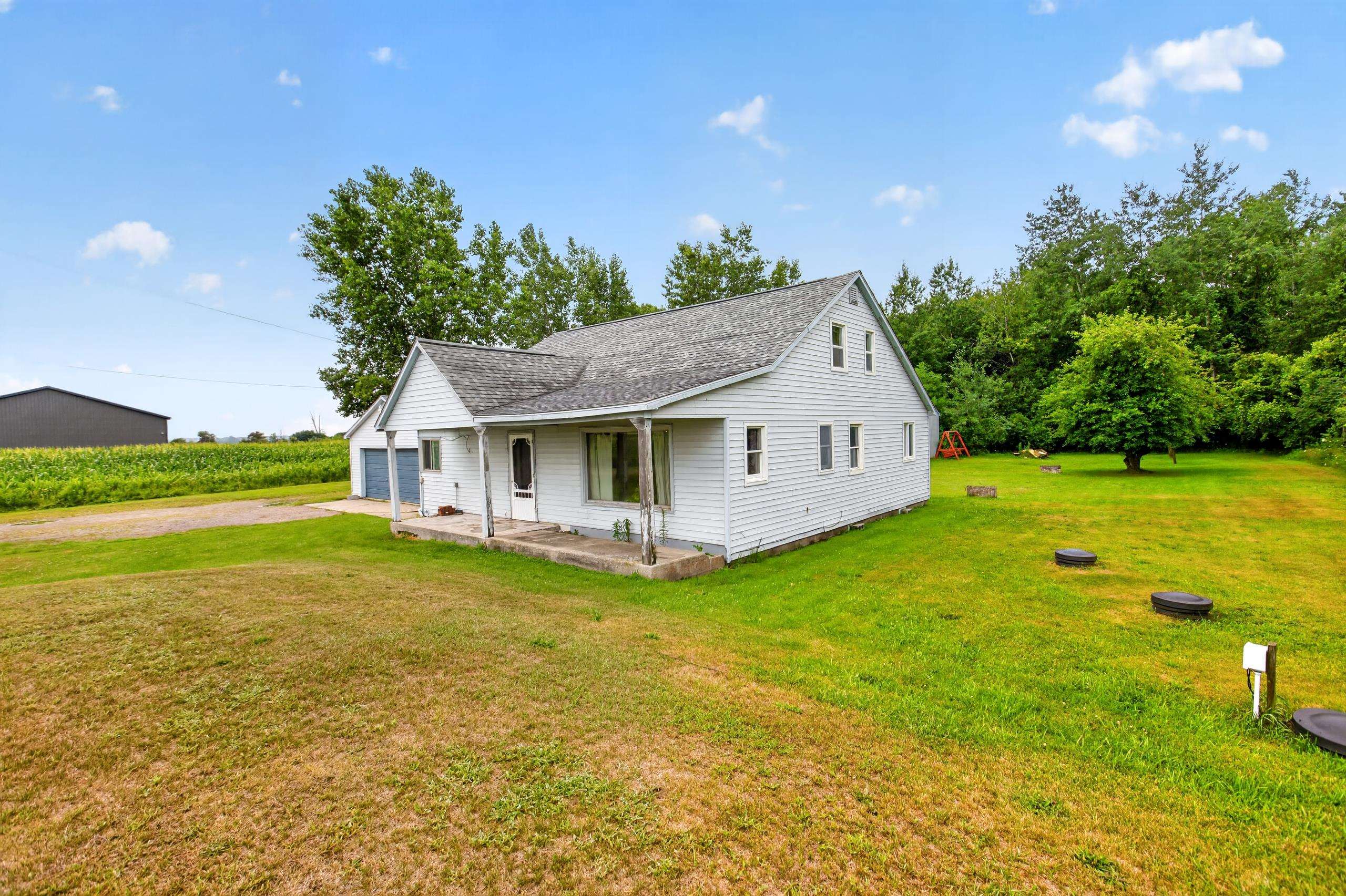 5441 N Huron Road