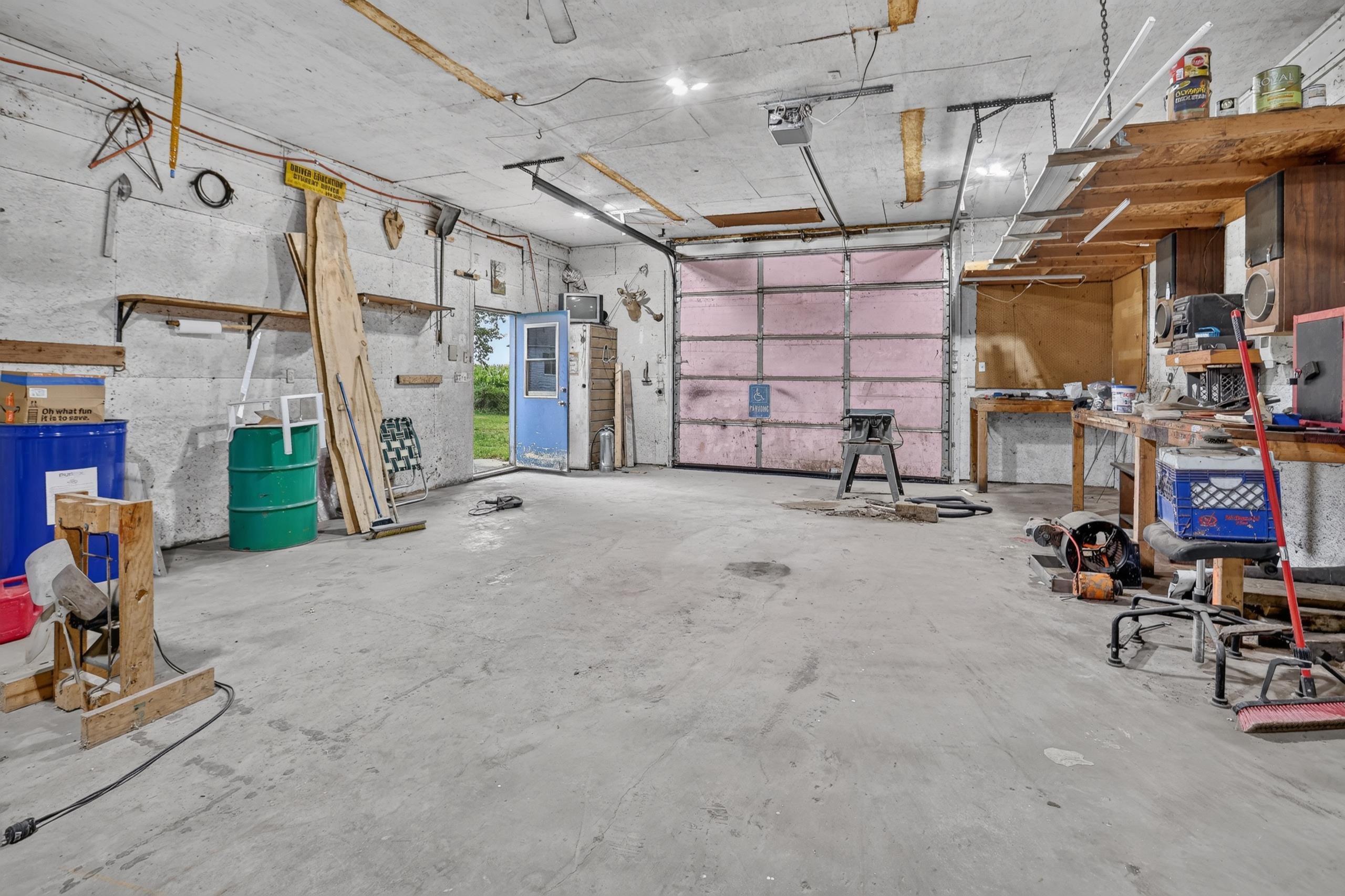 5441 N Huron Road