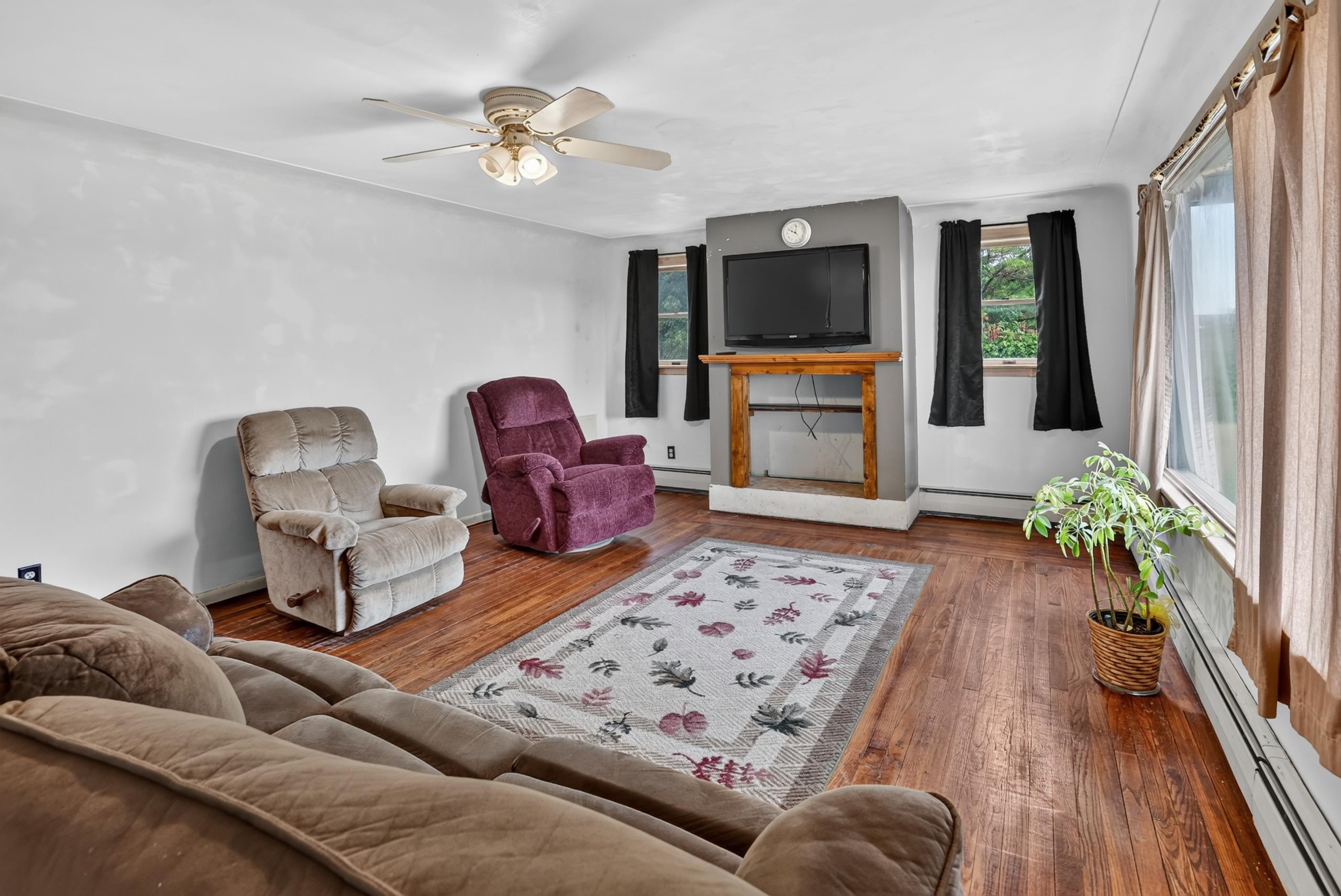 5441 N Huron Road