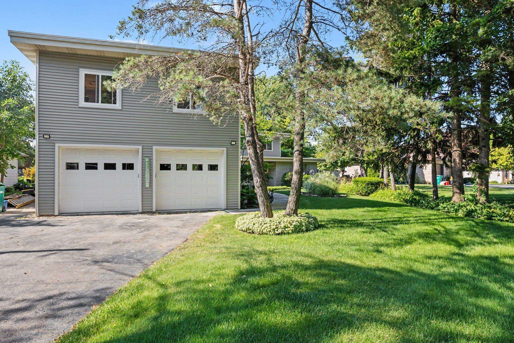 3717 Kawkawlin River Drive Drive