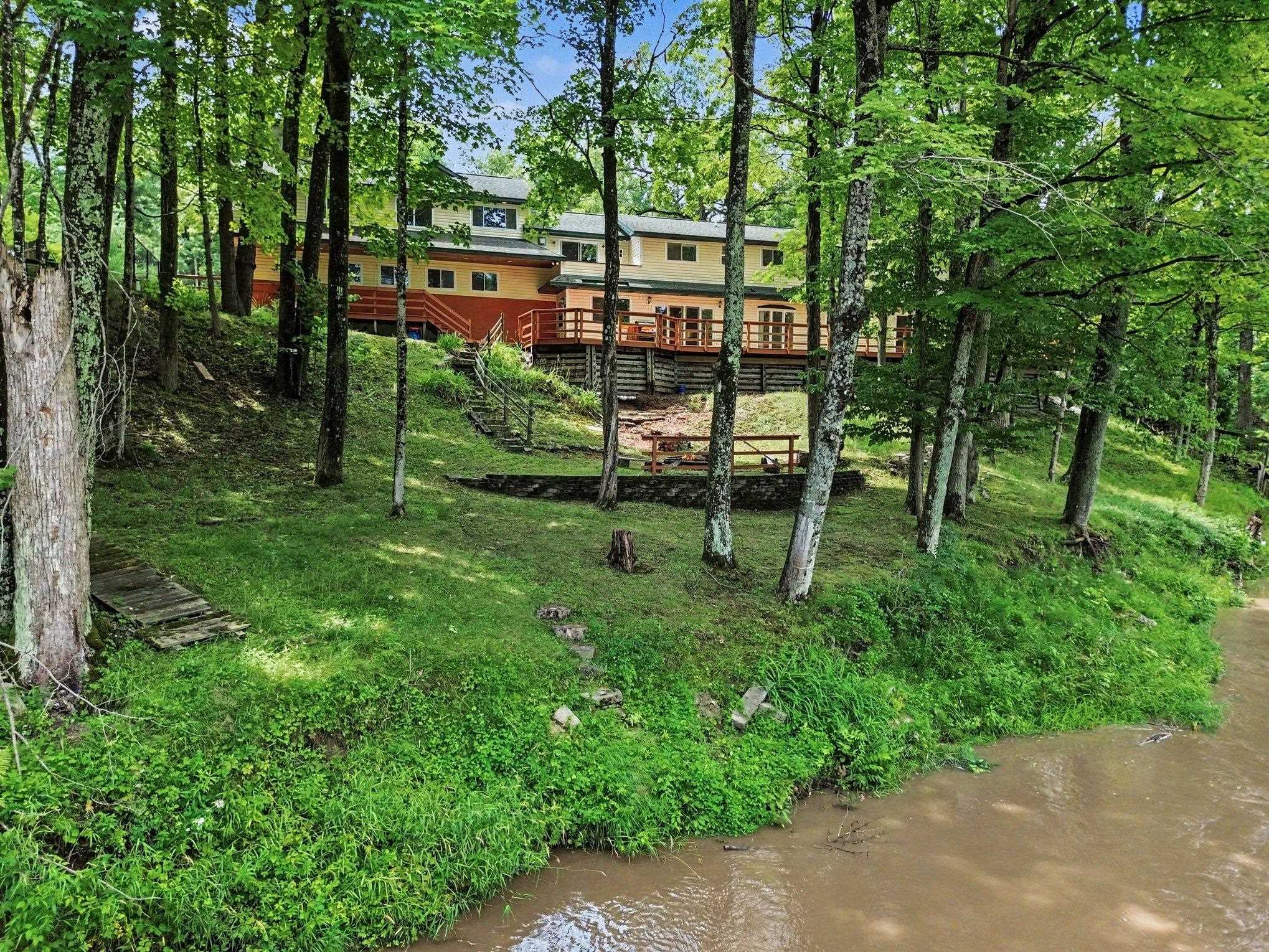 1620 N Michigan Road