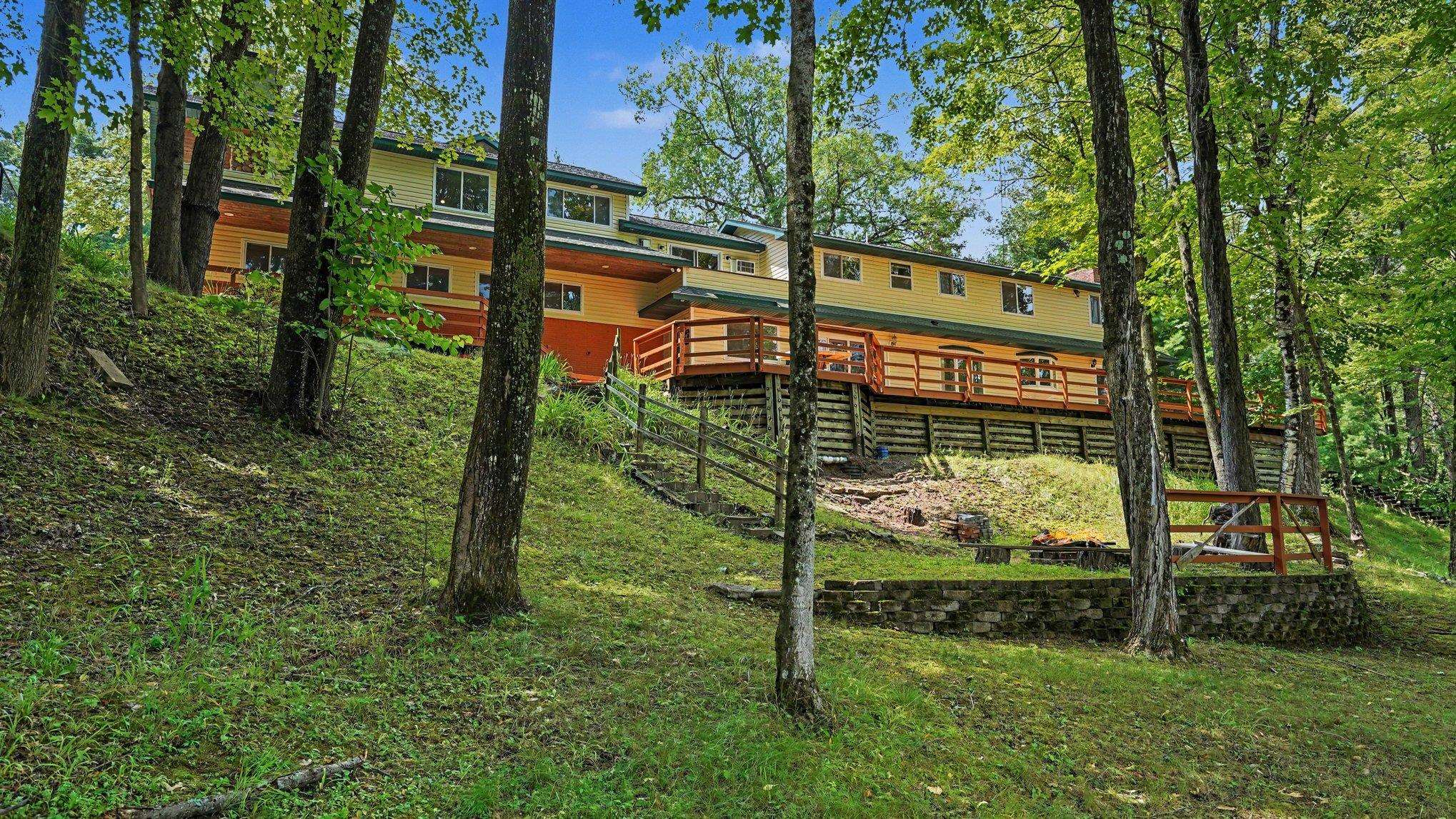 1620 N Michigan Road