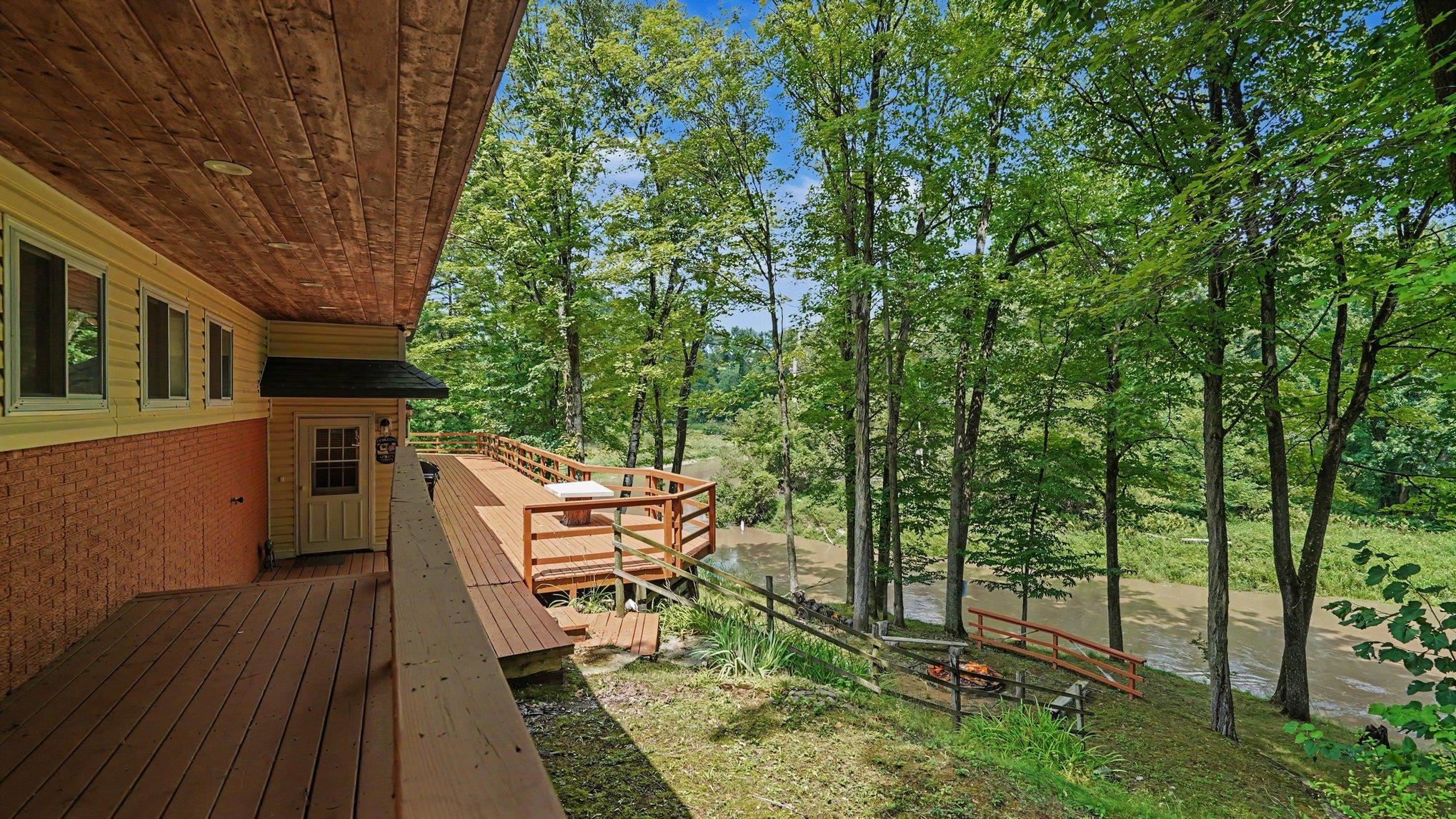 1620 N Michigan Road