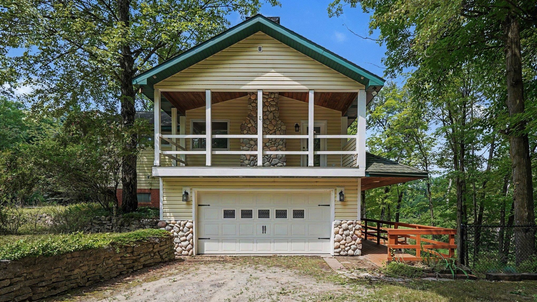 1620 N Michigan Road